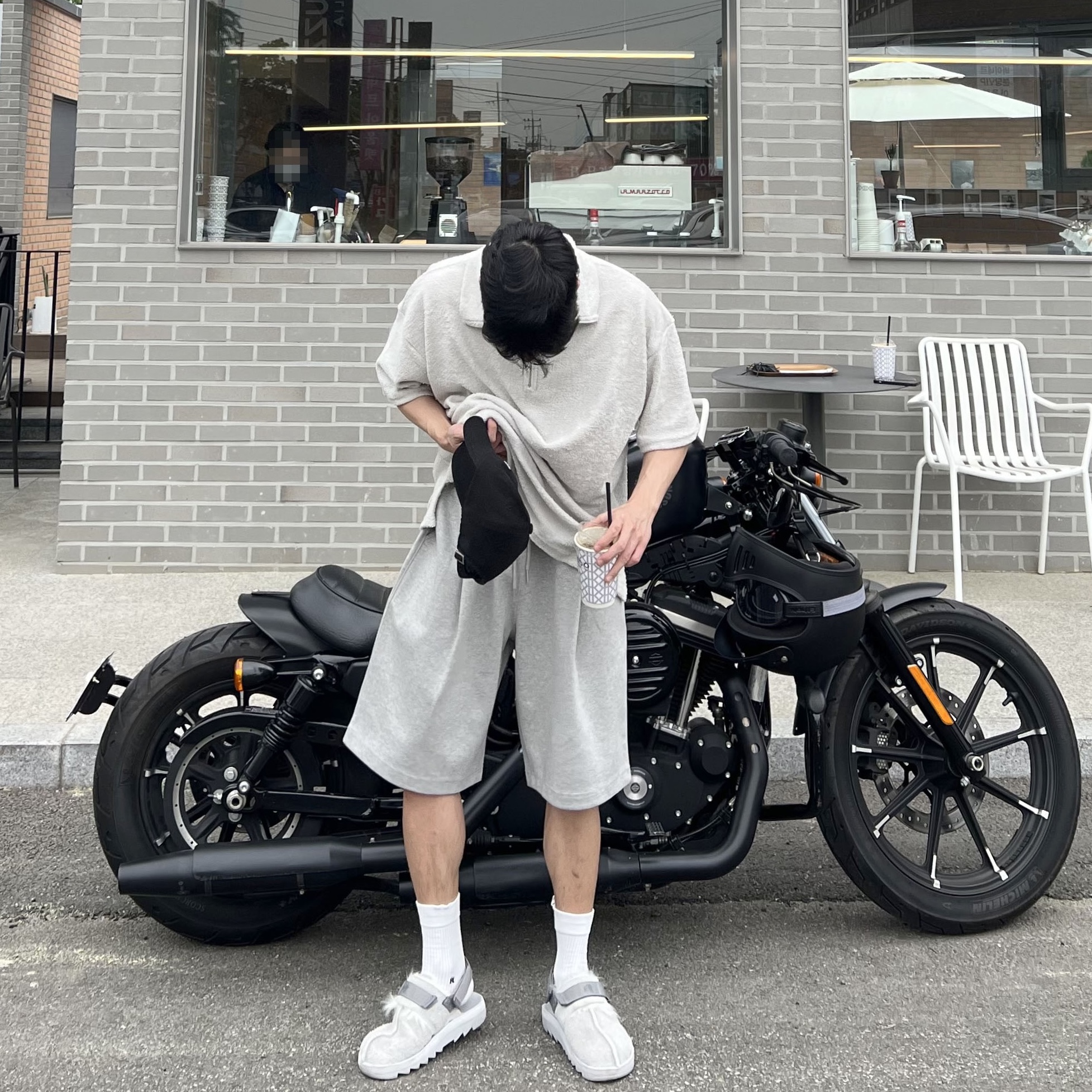 Reebok x END. Beatnik Grey 착용 스타일 - 1