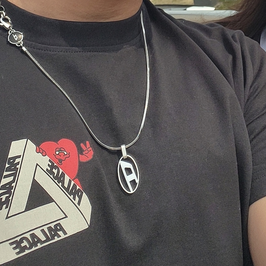 Diesel Dx1342 Stainless Steel Pendant Necklace Silver 착용 스타일