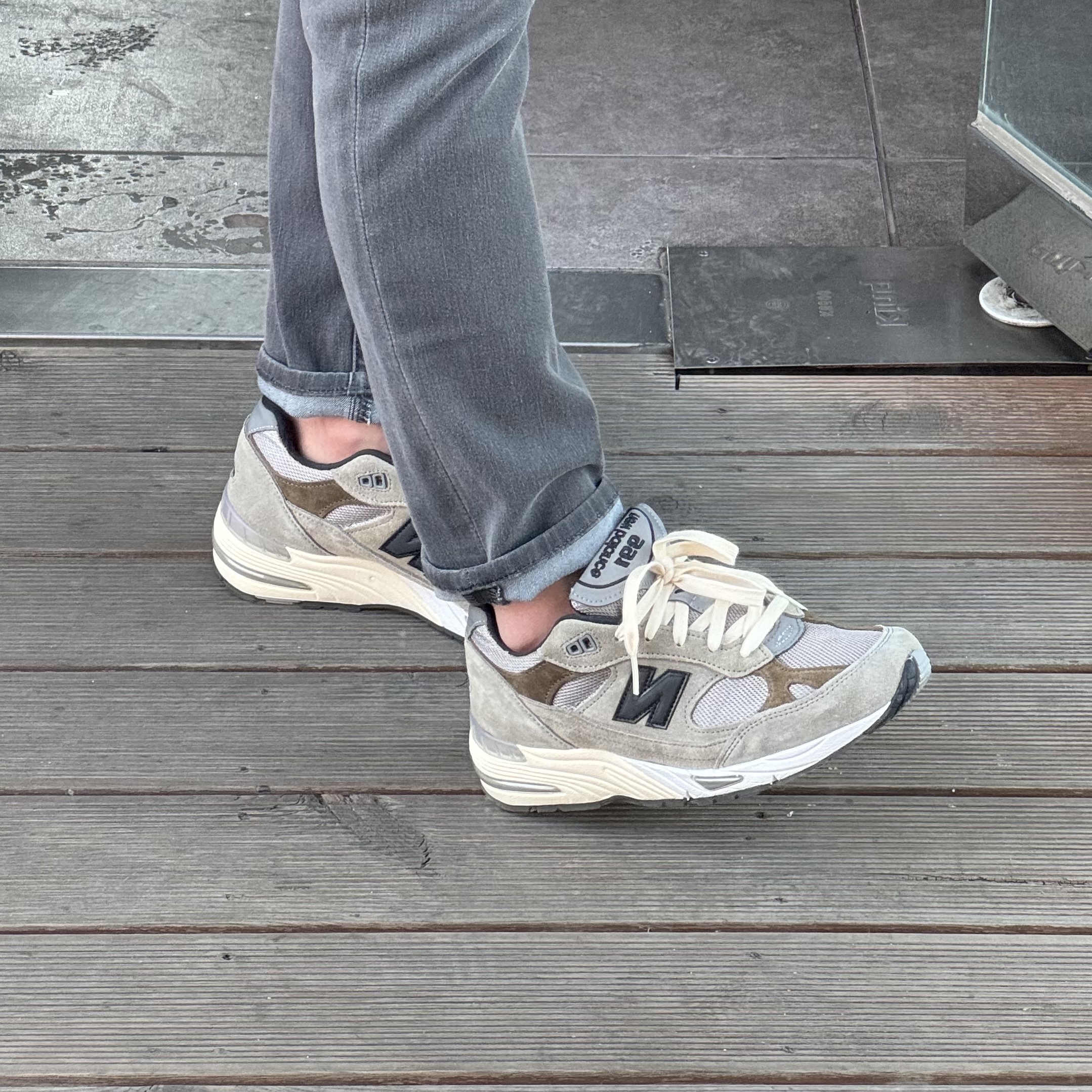 New Balance x JJJJound 991 Made in UK Grey 착용 스타일