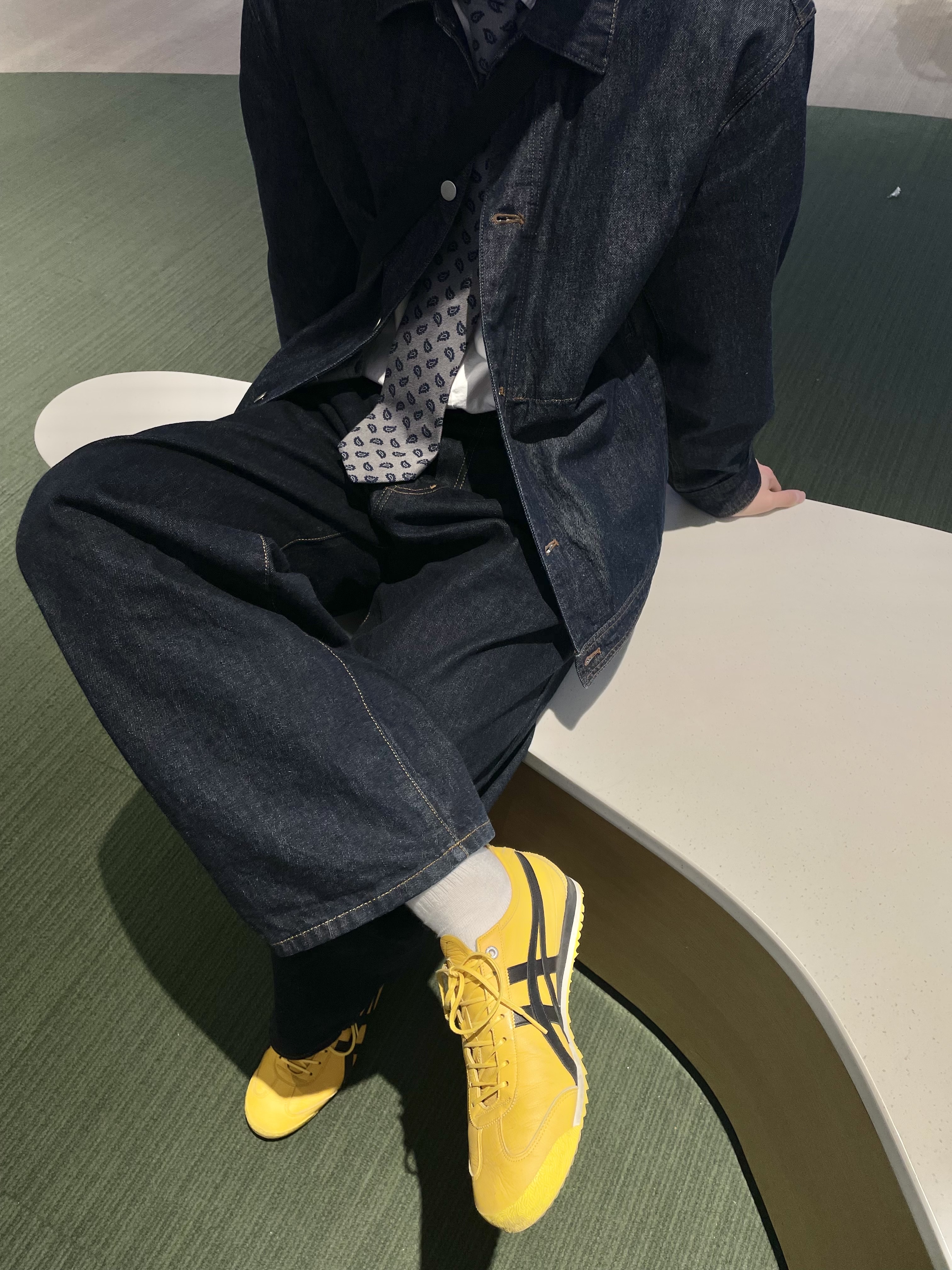 Onitsuka Tiger Mexico 66 Yellow Black, Onitsuka Tiger Mexico 66 SD Yellow Black 착용 스타일 - 4