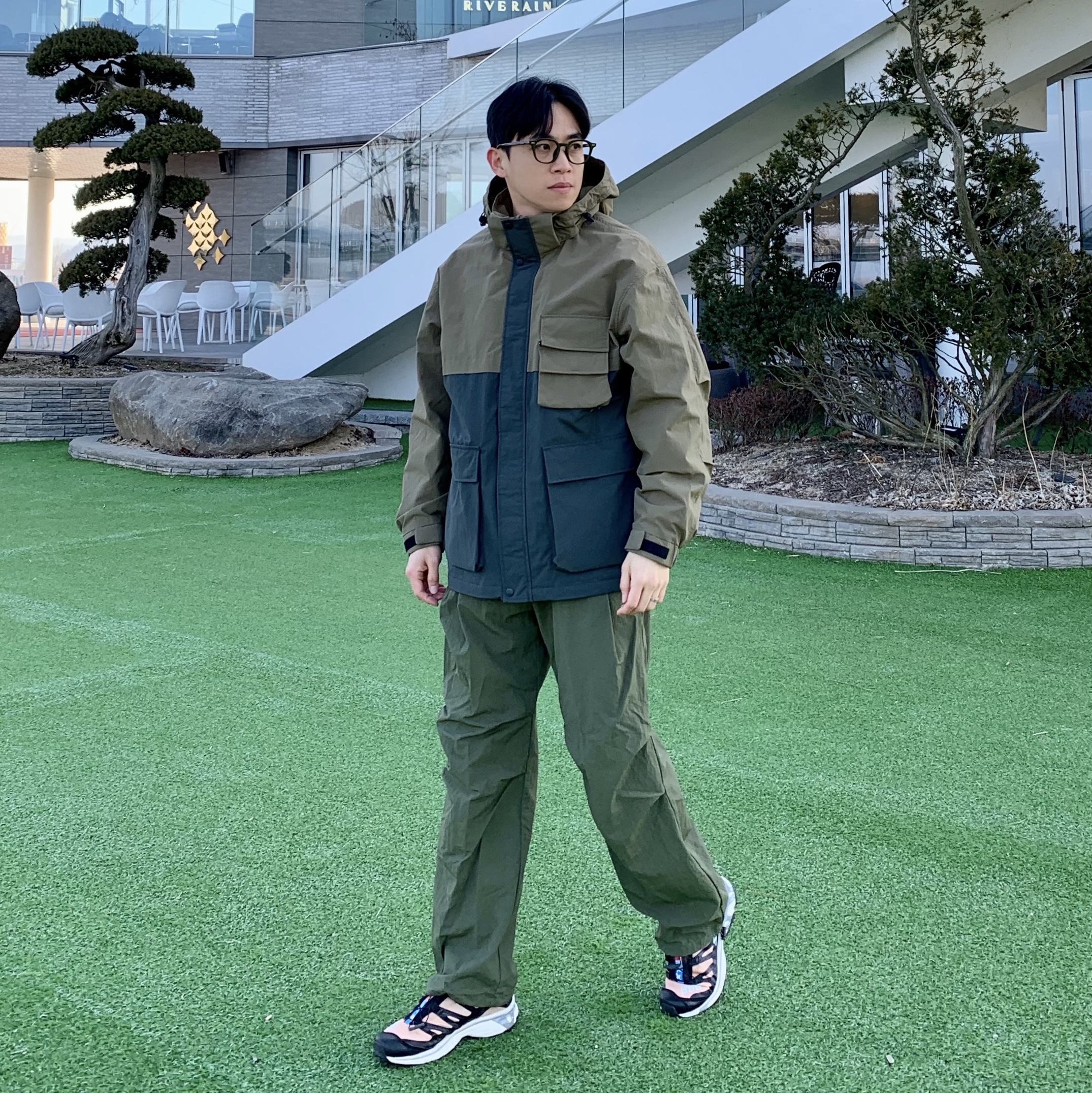 Salomon XT-4 Tobacco Brown 착용 스타일 - 2