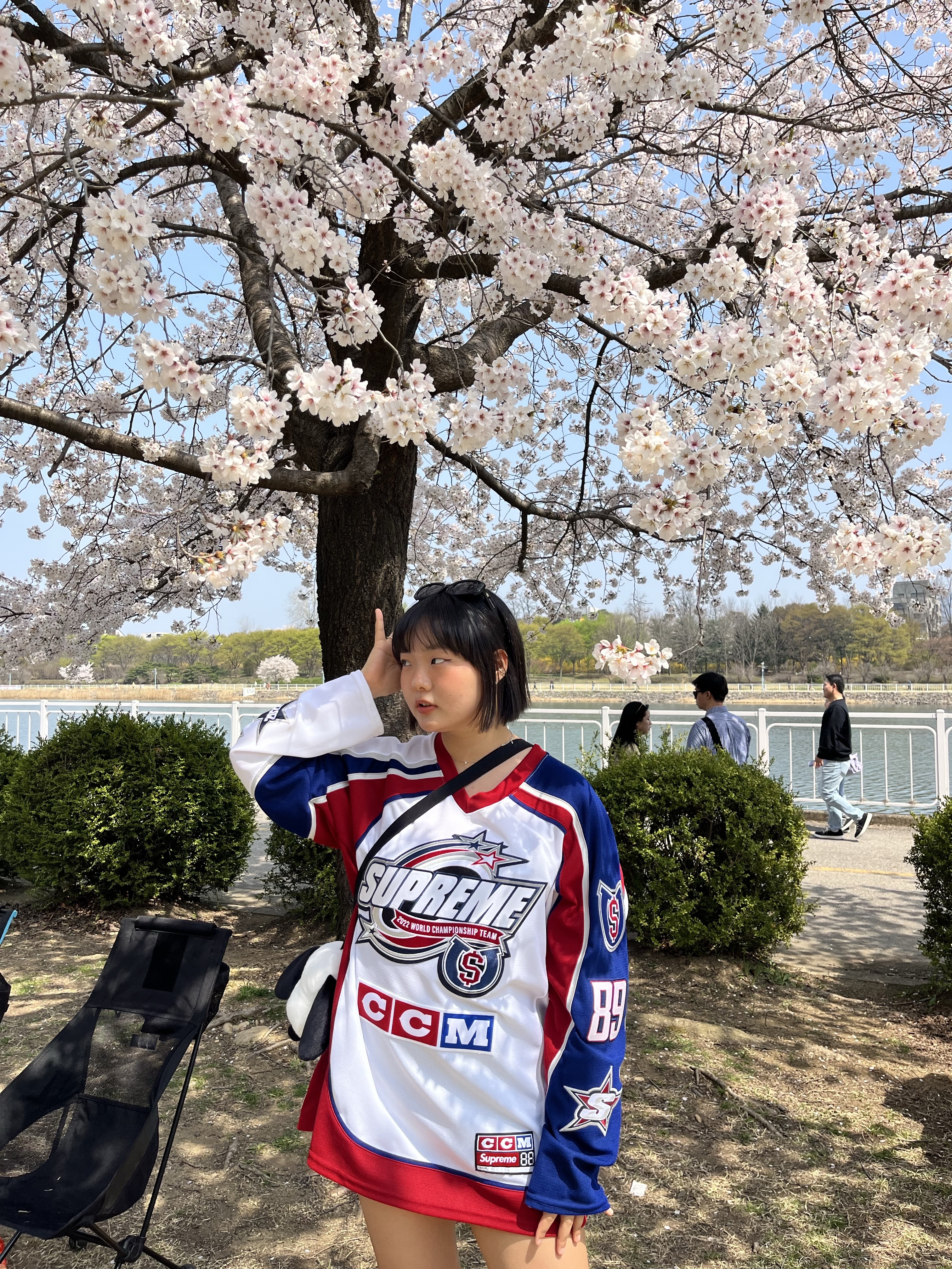 Supreme x CCM All Stars Hockey Jersey White - 22FW, Nike x Martine Rose Shox MR4 Black 착용 스타일 - 2