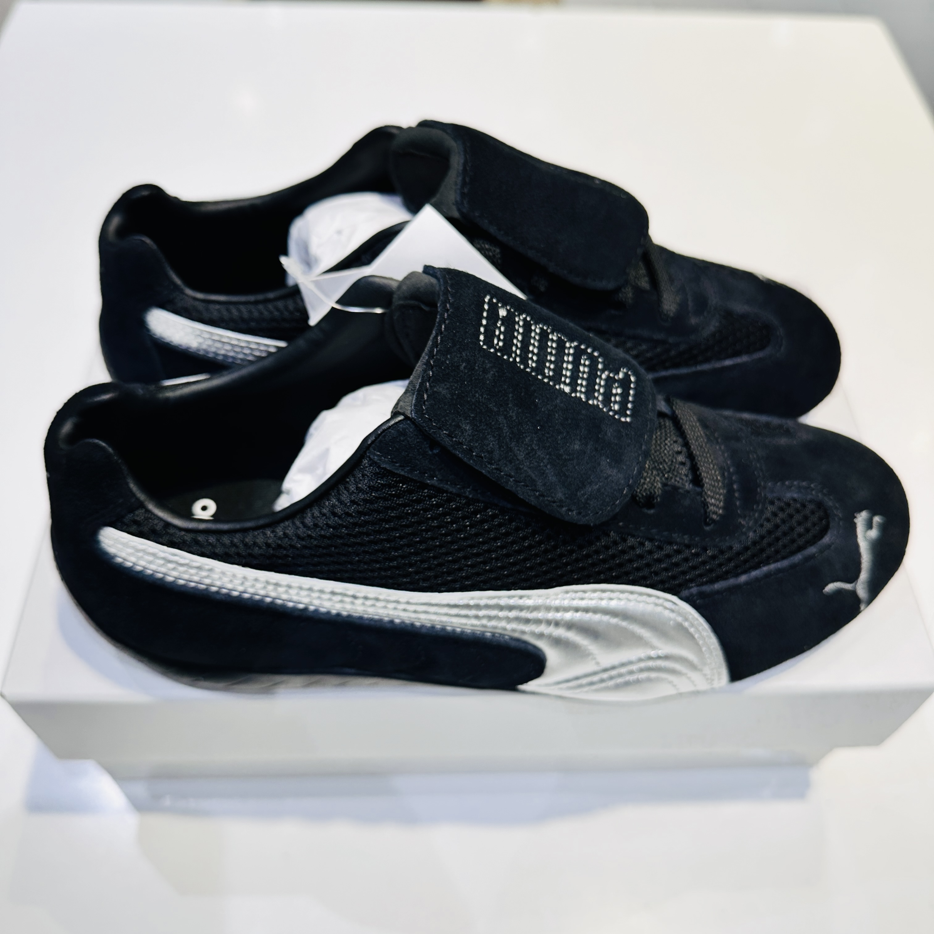 Puma x Open Yy Speedcat Black Shadow Gray 착용 스타일 - 4