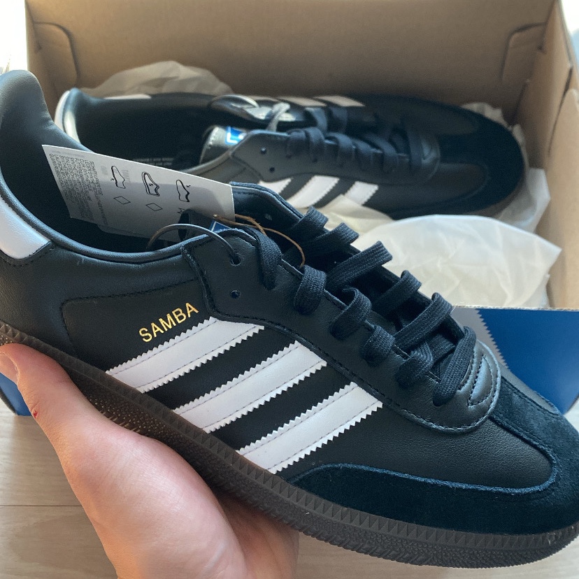 Adidas Samba OG Black White Gum 착용 스타일 - 3
