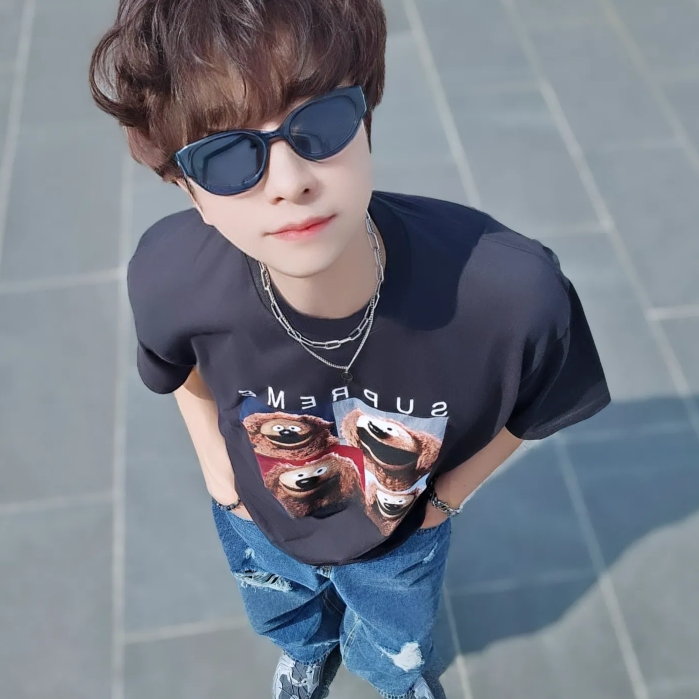 Supreme Rowlf T-Shirt Black - 24SS, Asics x Unaffected Gel-Kayano 14 Silver Moon 착용 스타일 - 9