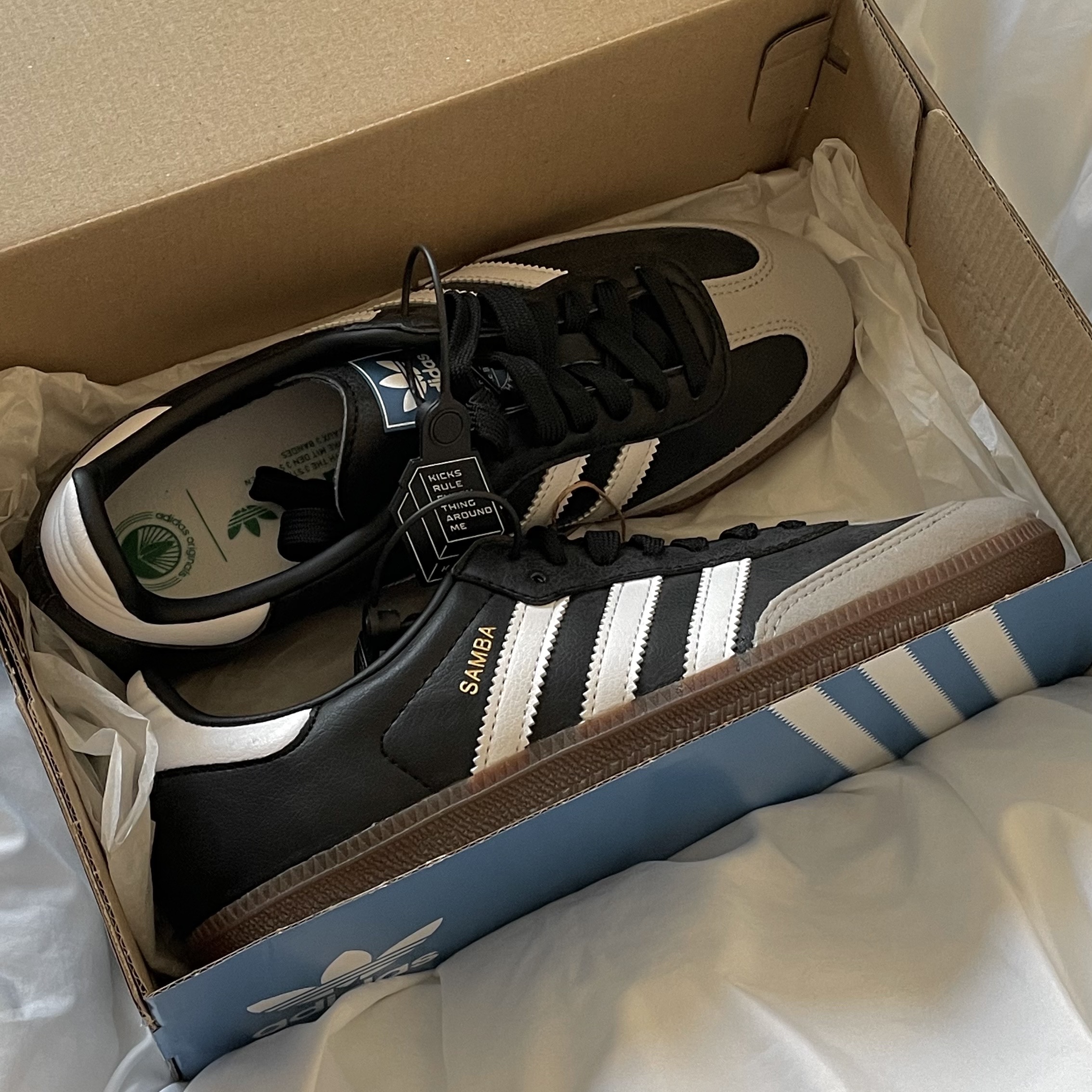 Adidas Samba Vegan Black White 착용 스타일