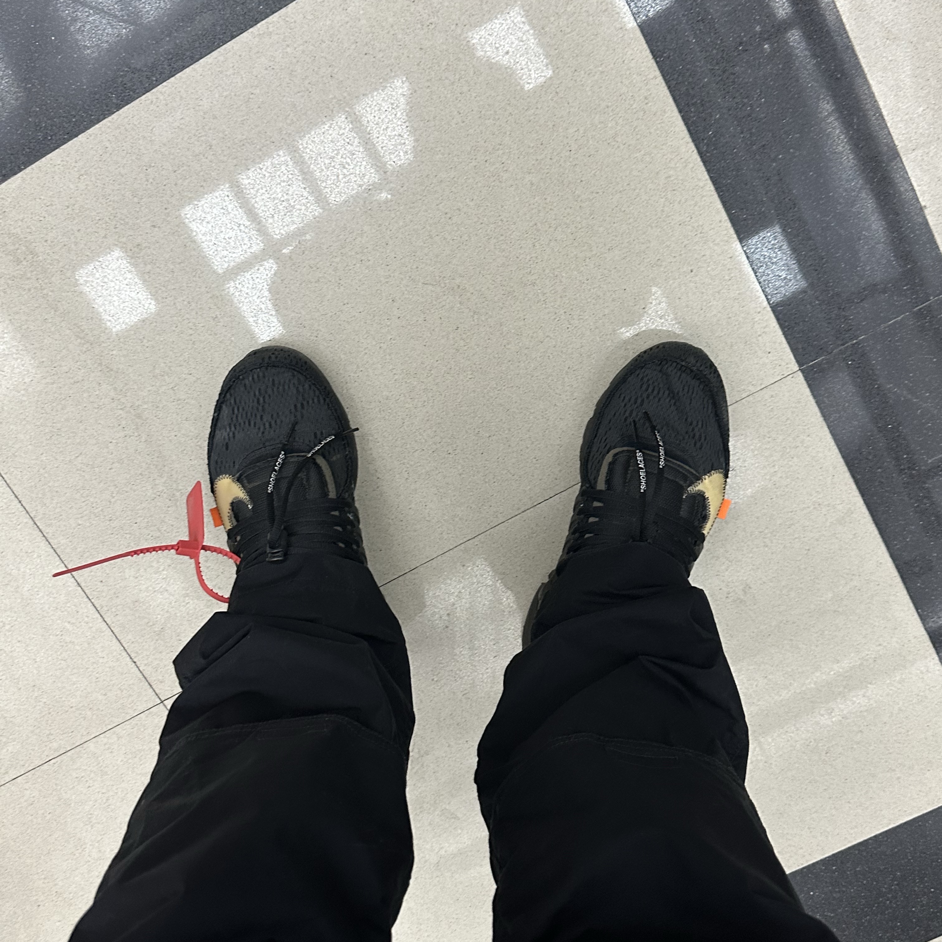 Nike x Off-White Air Presto Black 착용 스타일