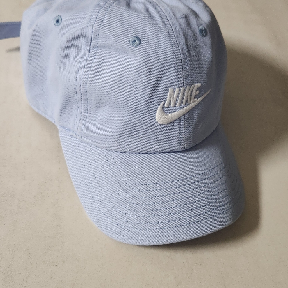 Nike Heritage 86 Futura Washed Cap Light Marine 착용 스타일