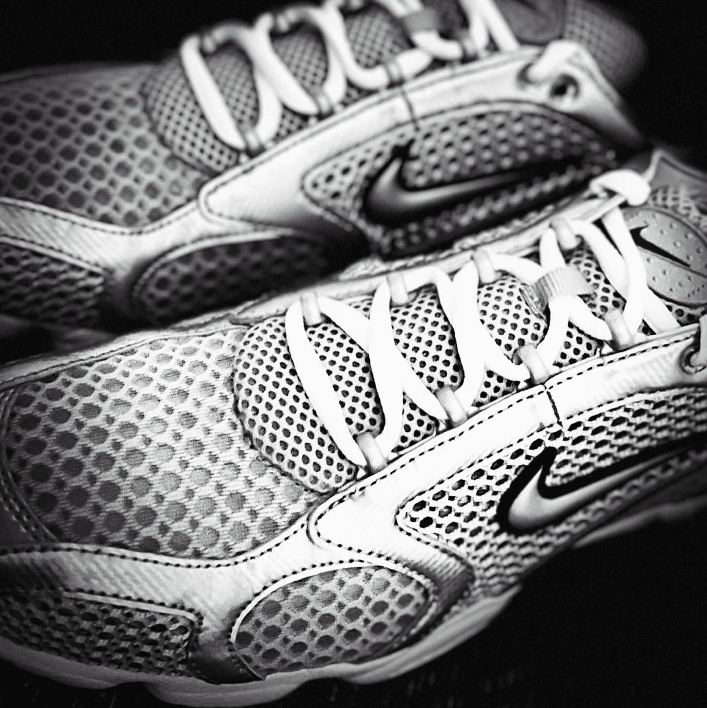 Nike Air Zoom Spiridon Cage 2 Metallic Silver 착용 스타일 - 7