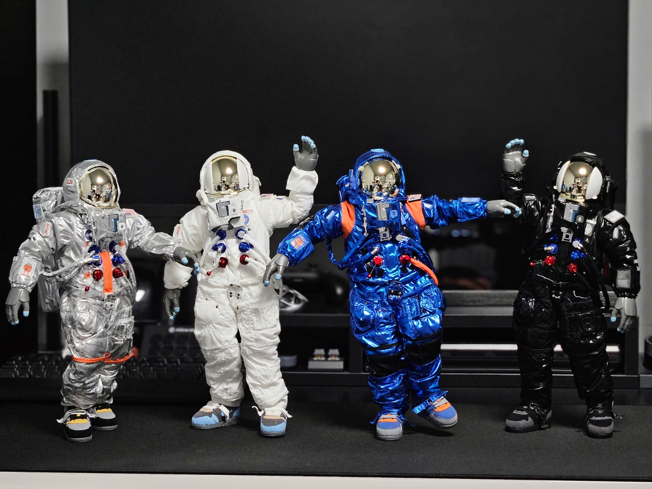 Coolrain x Blitzway Astromax Blue, Coolrain x Blitzway Astromax Black 착용 스타일 - 3
