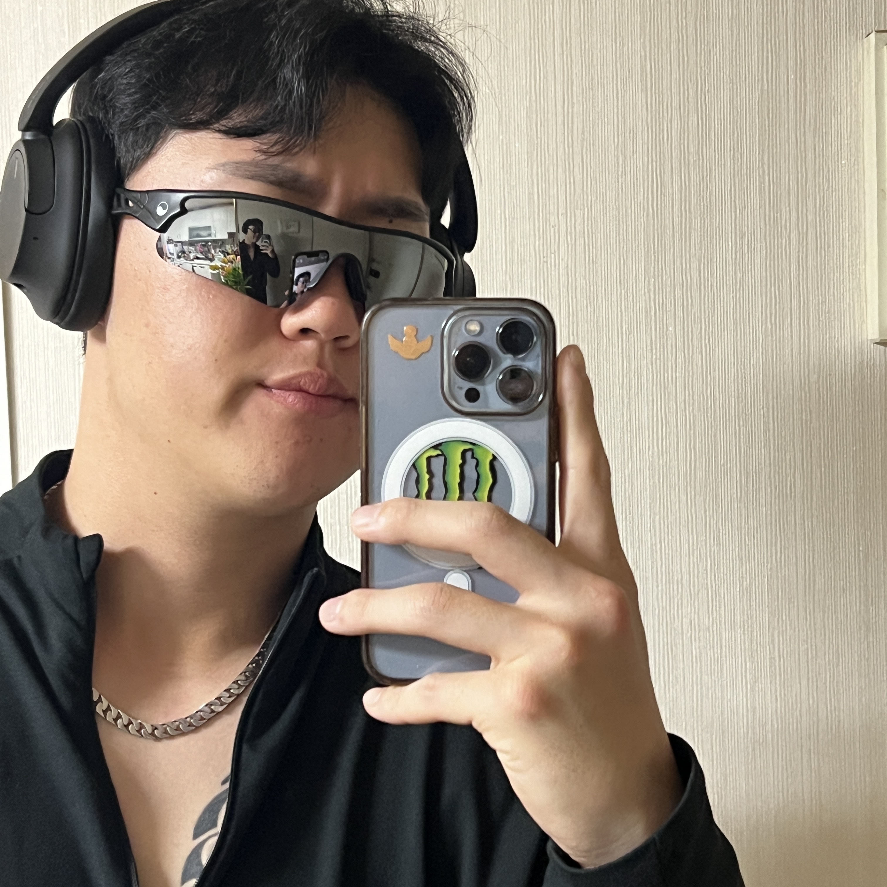 Sony WH-CH720N Black (Sony Korea Ver.) 착용 스타일