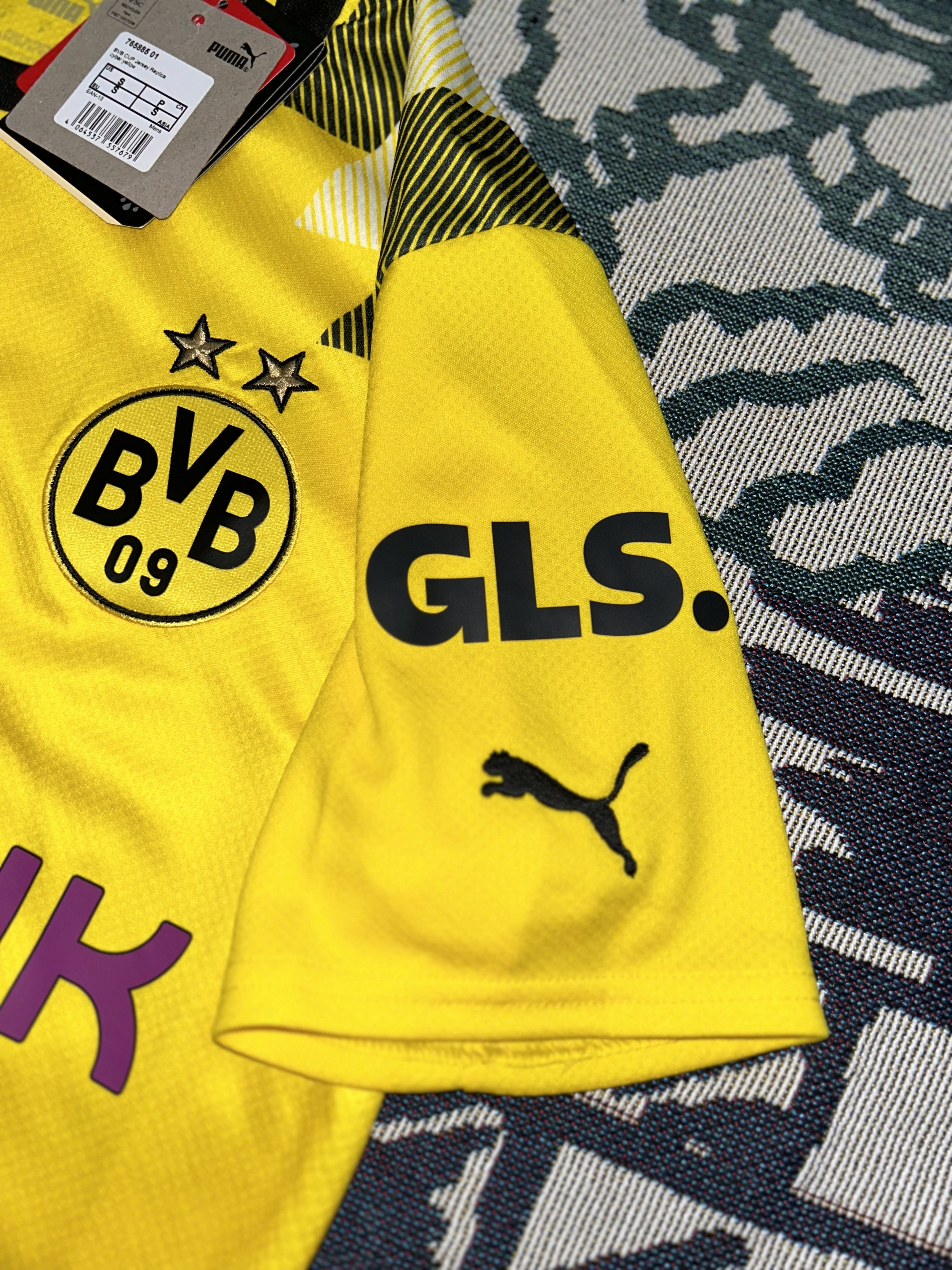 Puma Borussia Dortmund 2022/23 Cup Jersey Replica Yellow (Non Marking Ver.) 착용 스타일 - 5