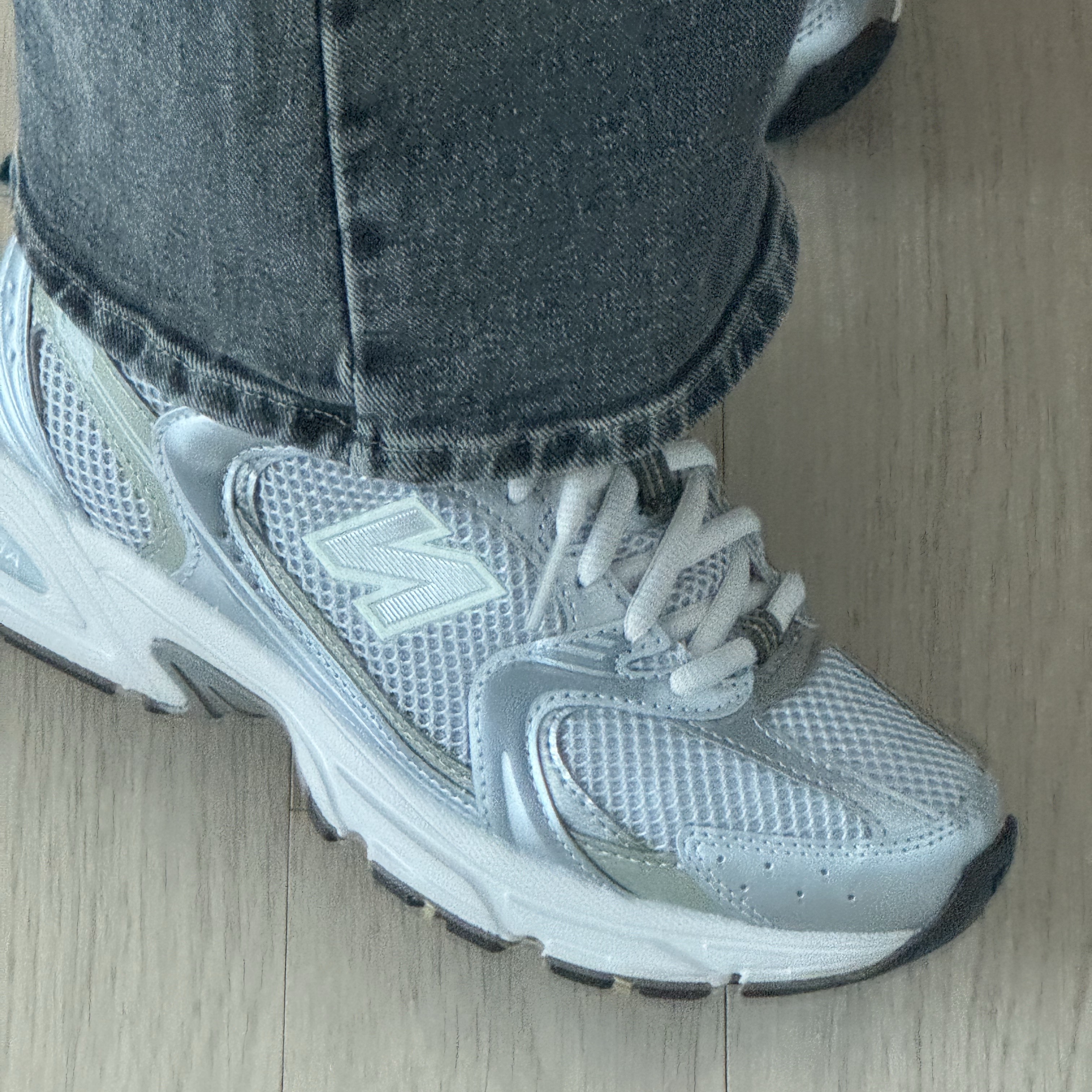 New Balance 530 Earth 착용 스타일