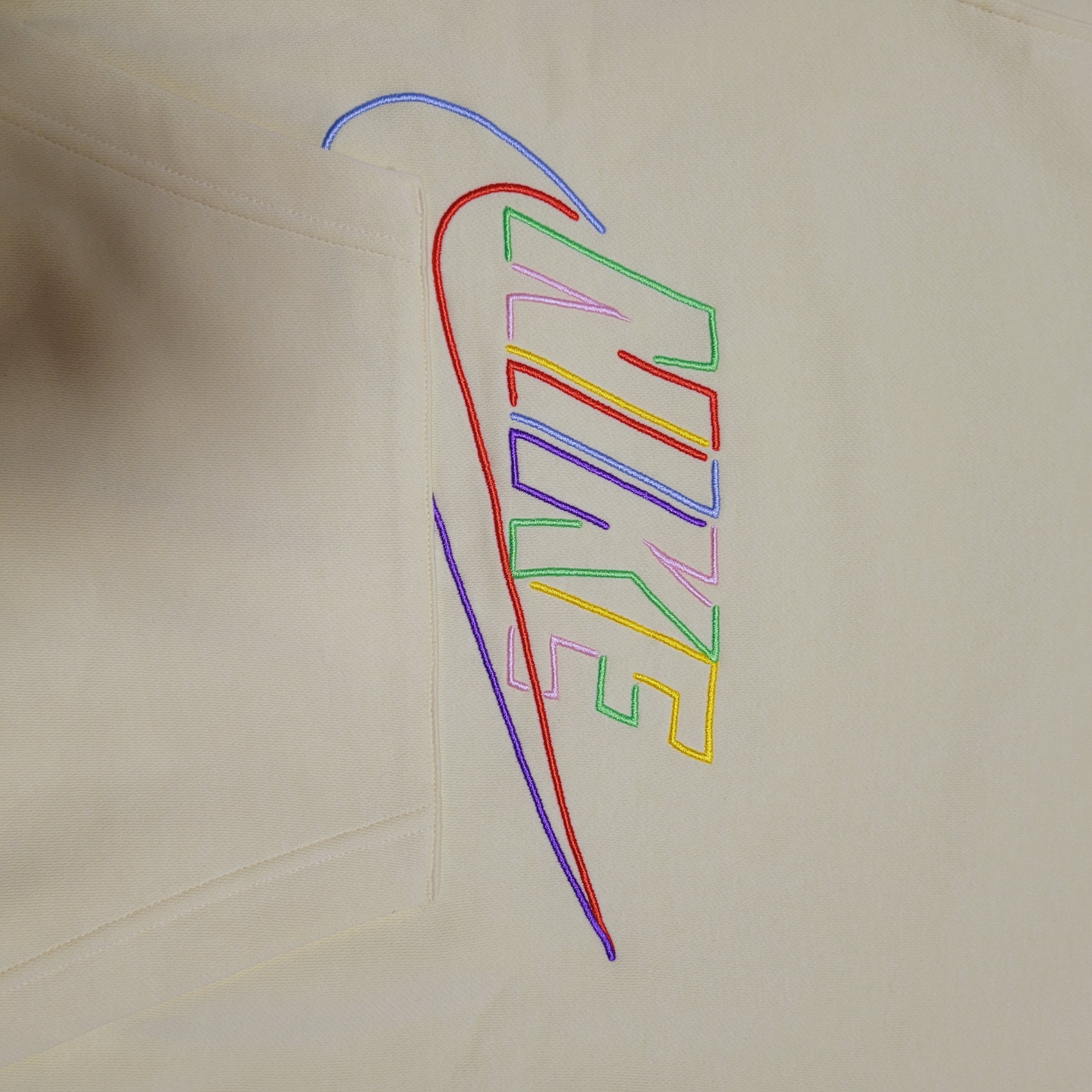 (Kids) Nike NSW Pullover Hoodie Yellow 착용 스타일 - 2