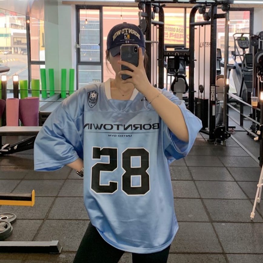 BORN TO WIN 85 Rugby Jersey T-Shirt Purple 착용 스타일