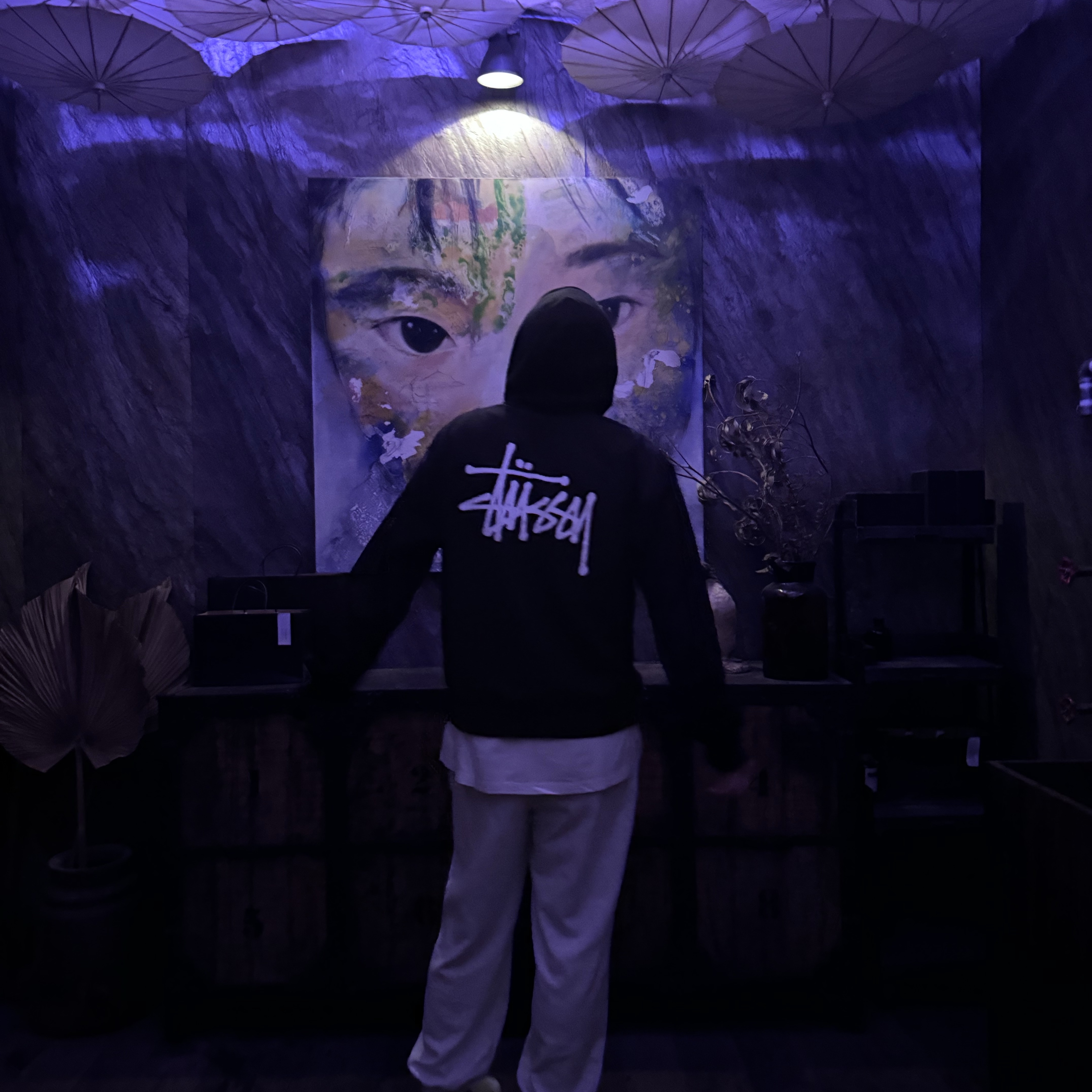 Stussy Basic Stussy Zip Hoodie Black 2023, Needles Straight Track Pants Poly Smooth Dark Purple 착용 스타일 - 3