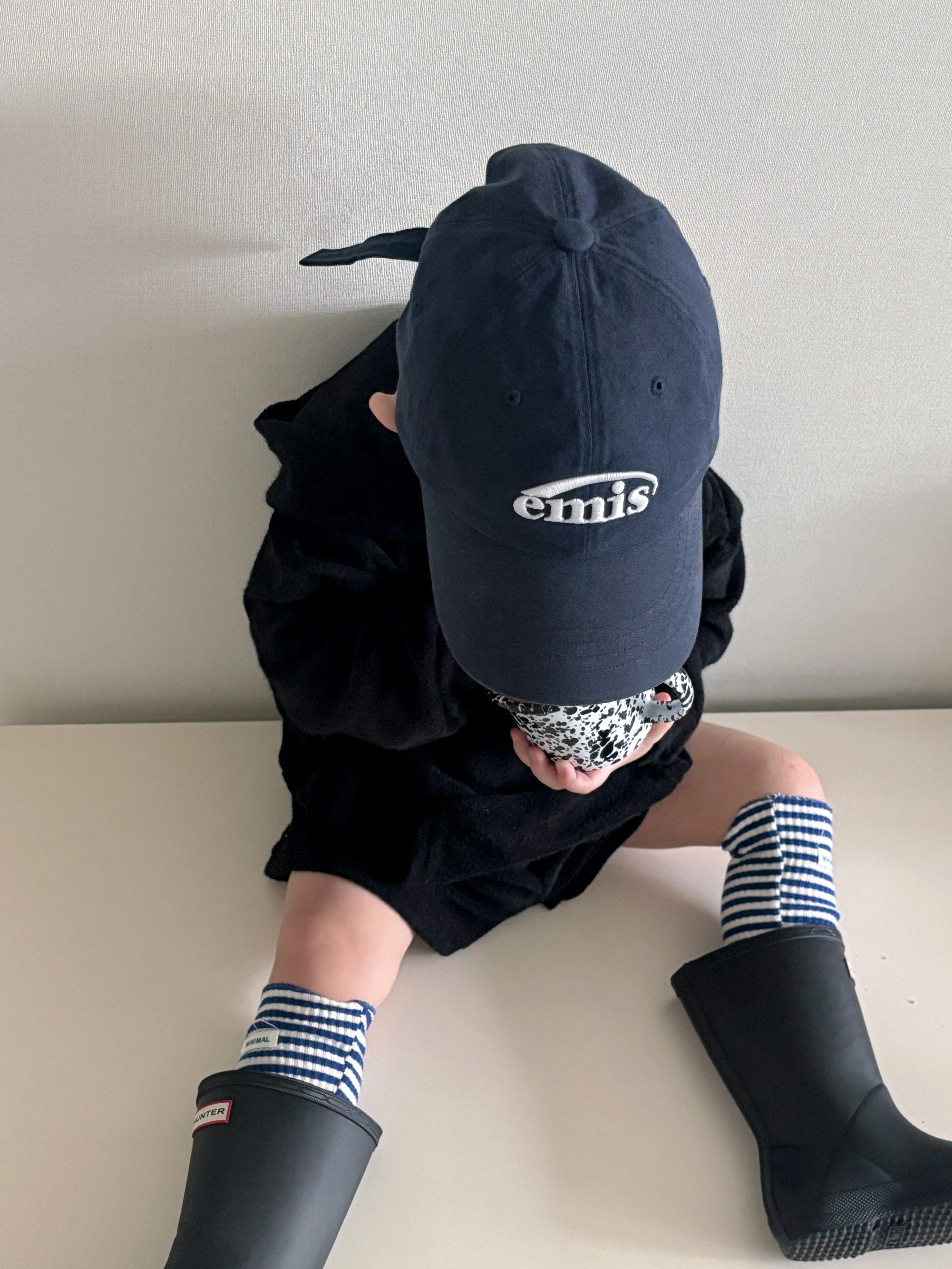 Emis New Logo Emis Cap Navy 착용 스타일 - 2