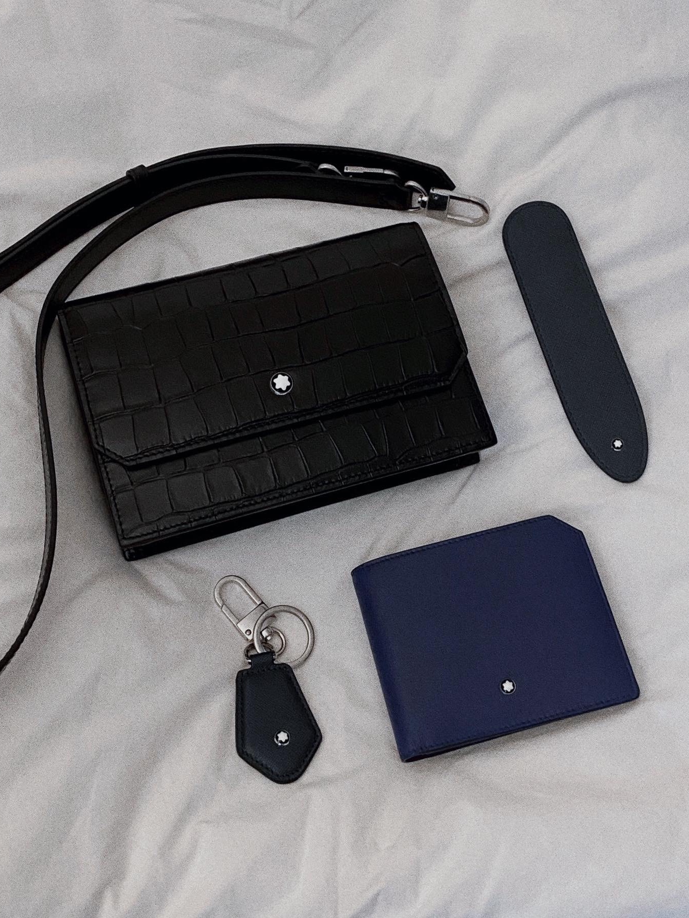 Montblanc Meisterstuck Selection Soft 6cc Wallet Cobalt 착용 스타일 - 1