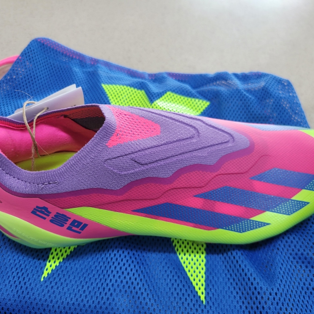 Adidas X Crazyfast HMS.1 Laceless FG Lucid Lemon Lucid Pink 착용 스타일 - 3