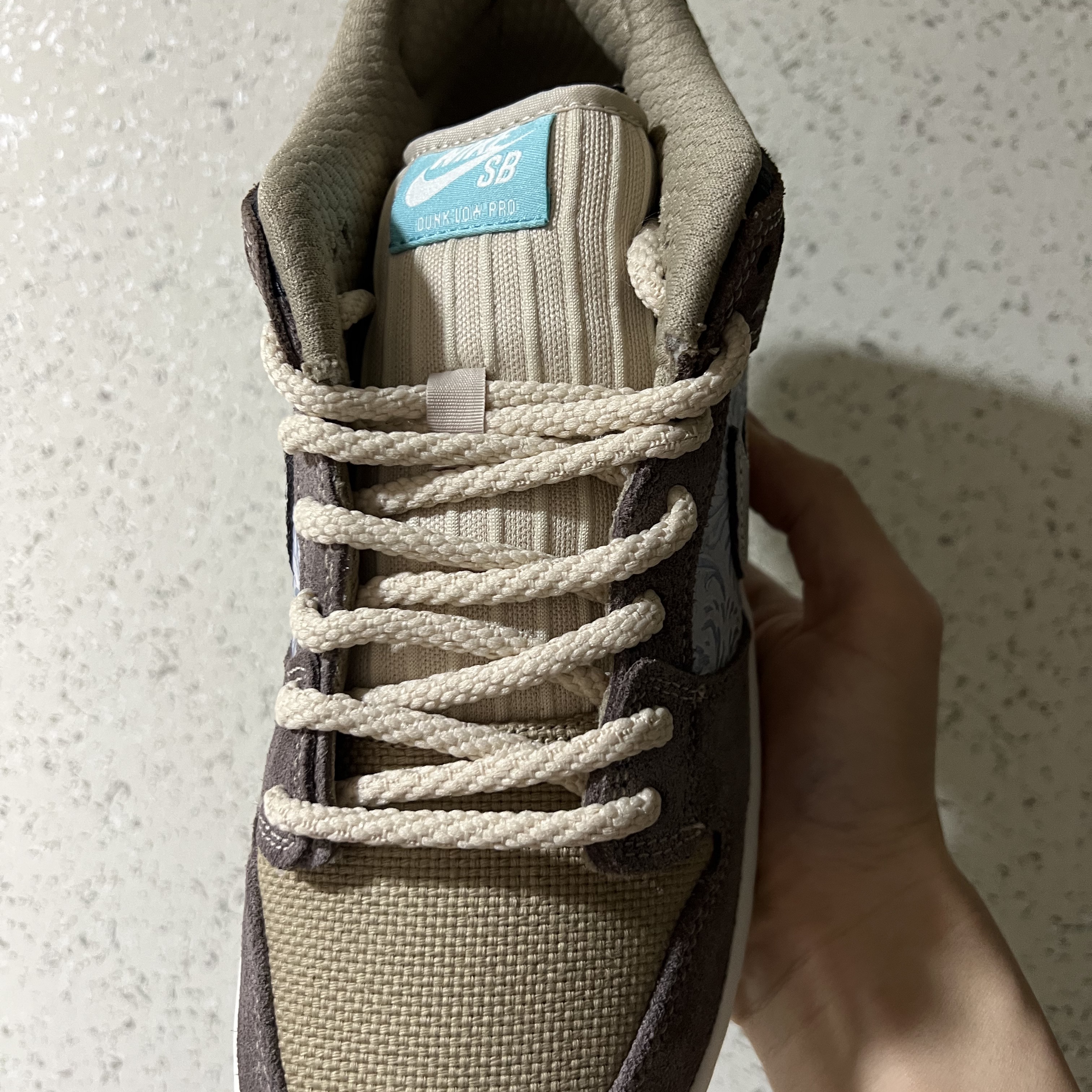 Nike SB Dunk Low Pro Big Money Saving 착용 스타일 - 2