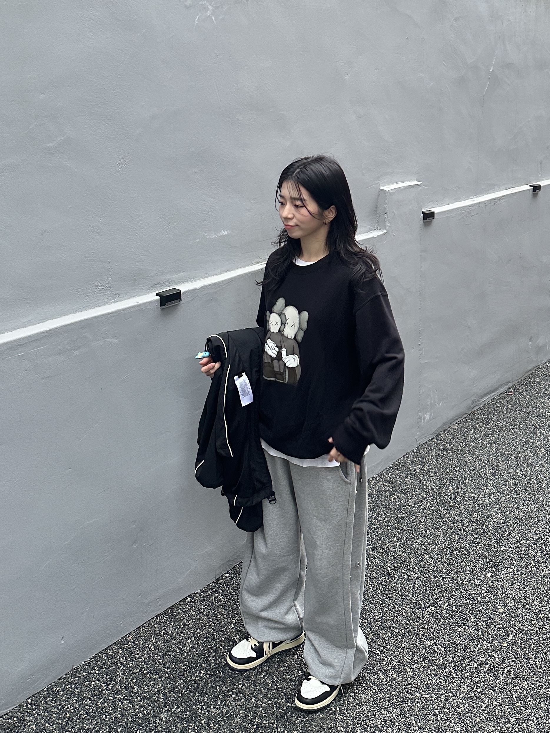 Jordan 1 x Travis Scott x Fragment Retro Low OG SP Military Blue, MJD Side Snap Wide C/P Heavy Sweat Pants Melange Grey 착용 스타일 - 2