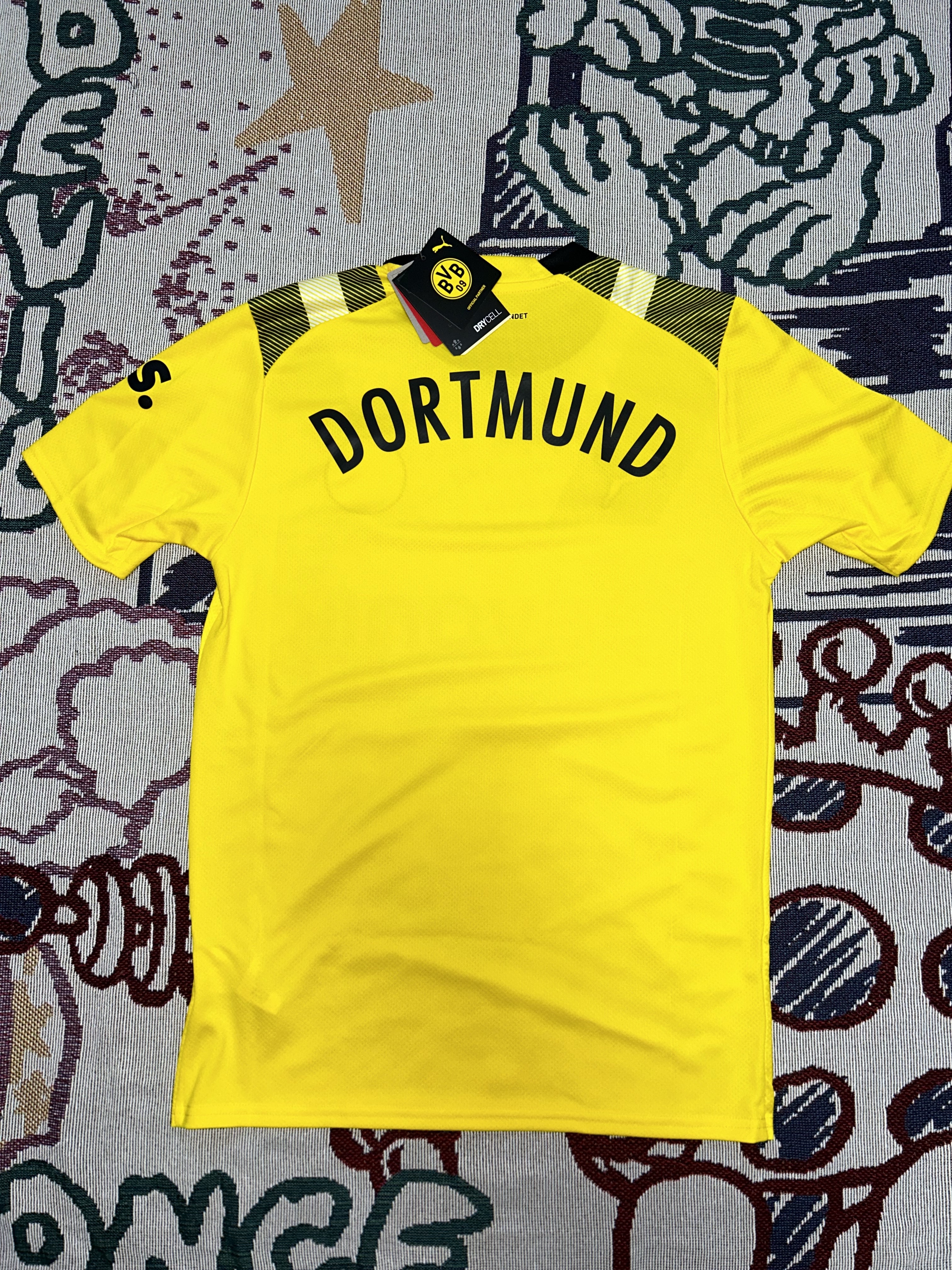 Puma Borussia Dortmund 2022/23 Cup Jersey Replica Yellow (Non Marking Ver.) 착용 스타일 - 7
