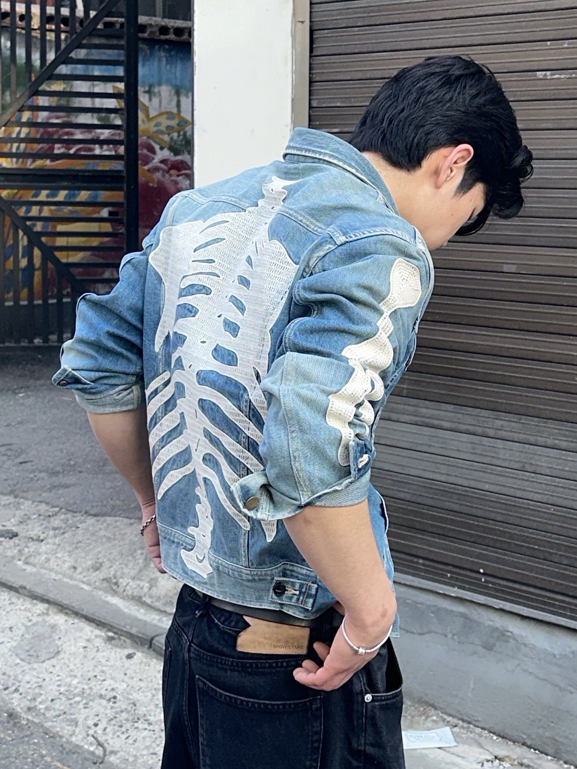 Kapital 11.5 oz. Denim Mexican Tuxedo Westerner Bone Jacket Indigo 착용 스타일 - 3