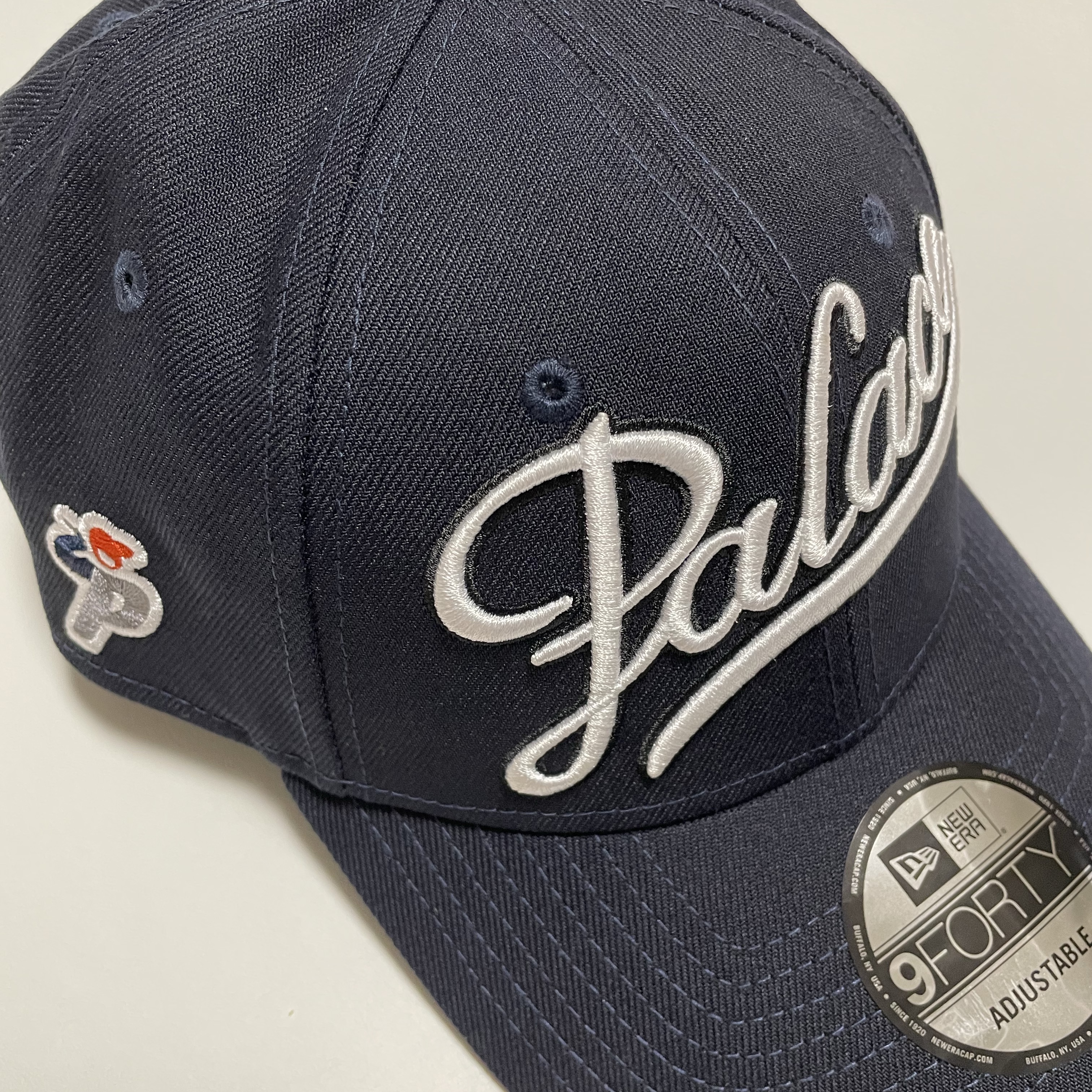 Palace New Era 9Forty Navy - 24SS 착용 스타일 - 2