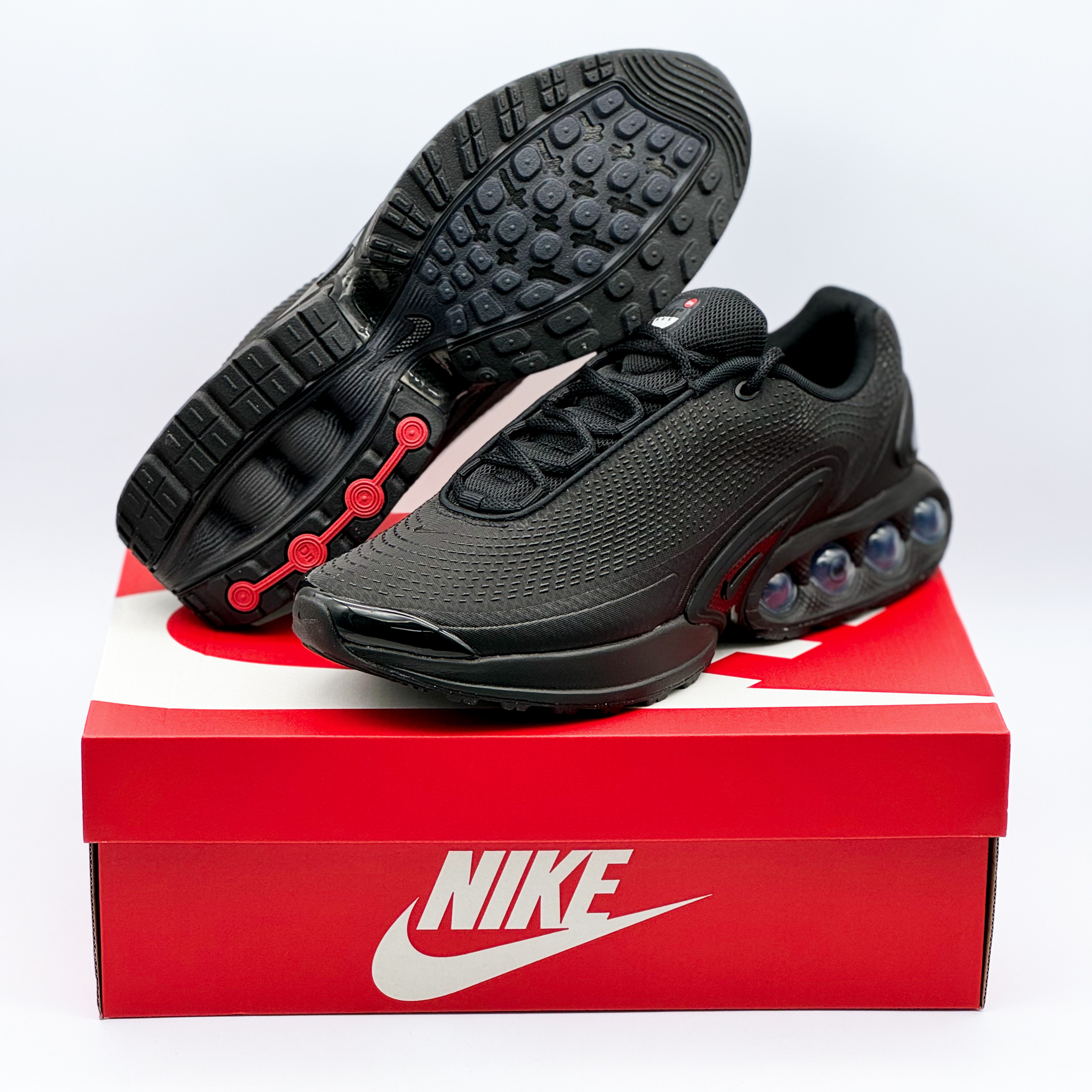 Nike Air Max Dn Black Grey 착용 스타일 - 1