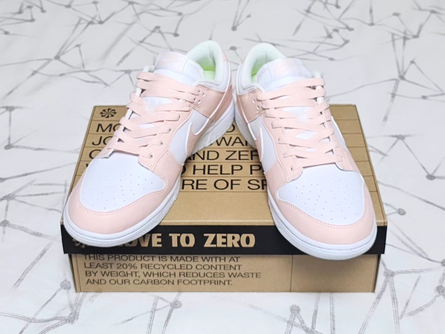 (W) Nike Dunk Low Next Nature Pale Coral 착용 스타일 - 3