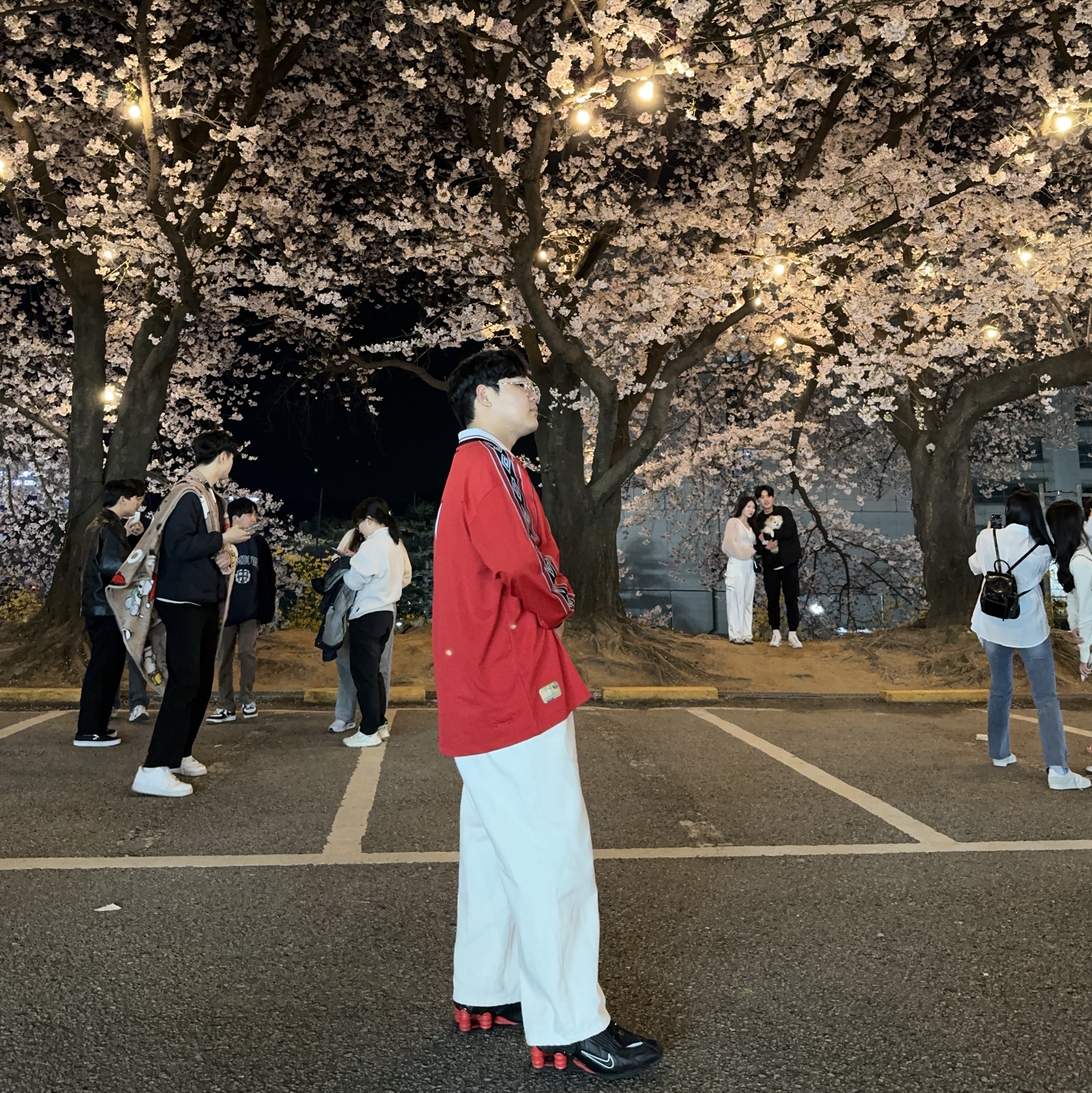 Over The Pitch x Umbro 100th Anniversary Homage Football Jersey, Nike x Martine Rose Shox MR4 Black 착용 스타일