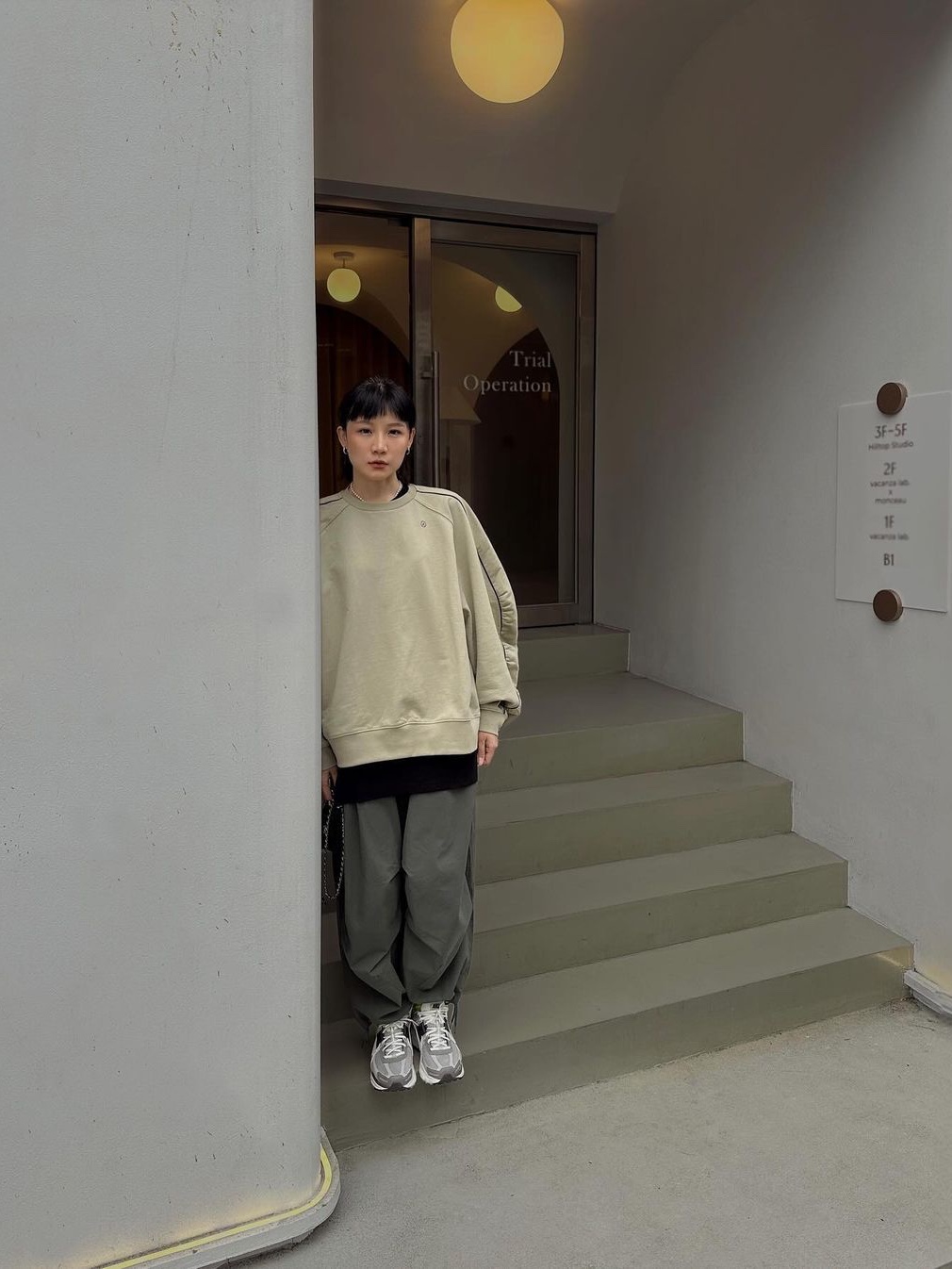 Tightbooth Balloon Pants Olive 착용 스타일 - 1