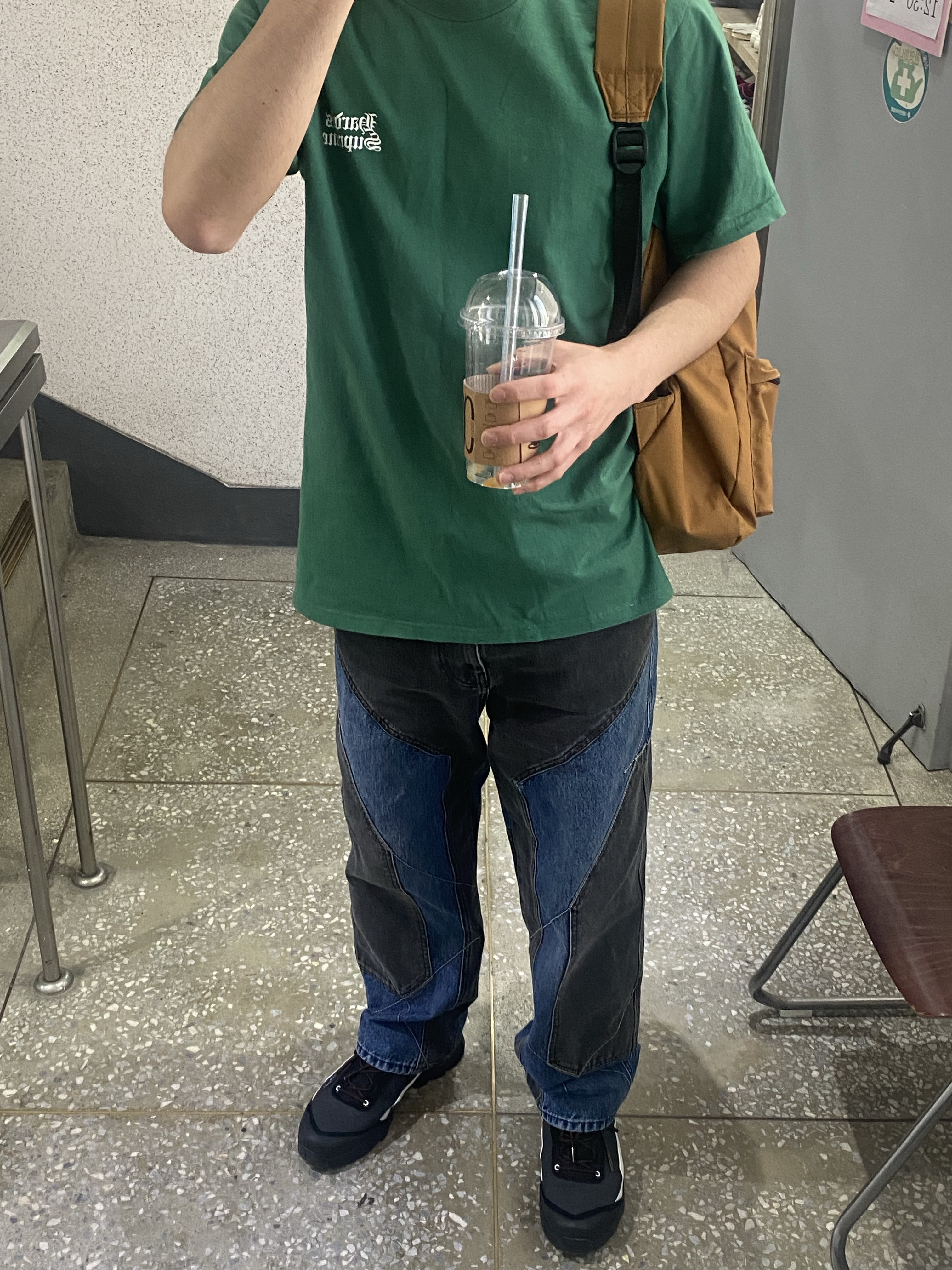 Supreme 2-Tone Paneled Jean Black - 22FW 착용 스타일