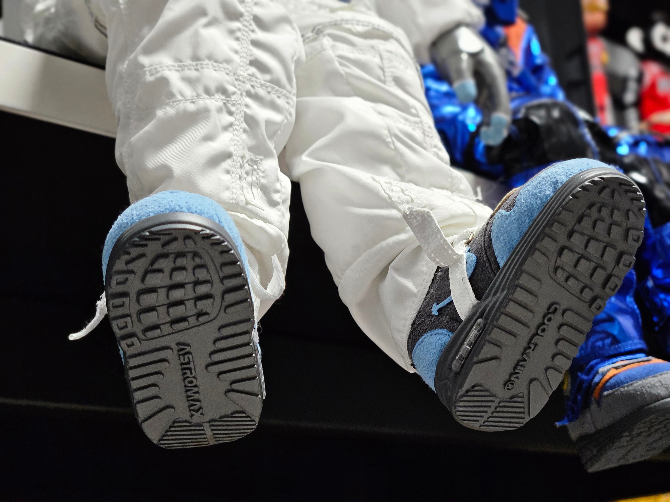 Coolrain x Blitzway Astromax Blue, Coolrain x Blitzway Astromax Black 착용 스타일 - 7