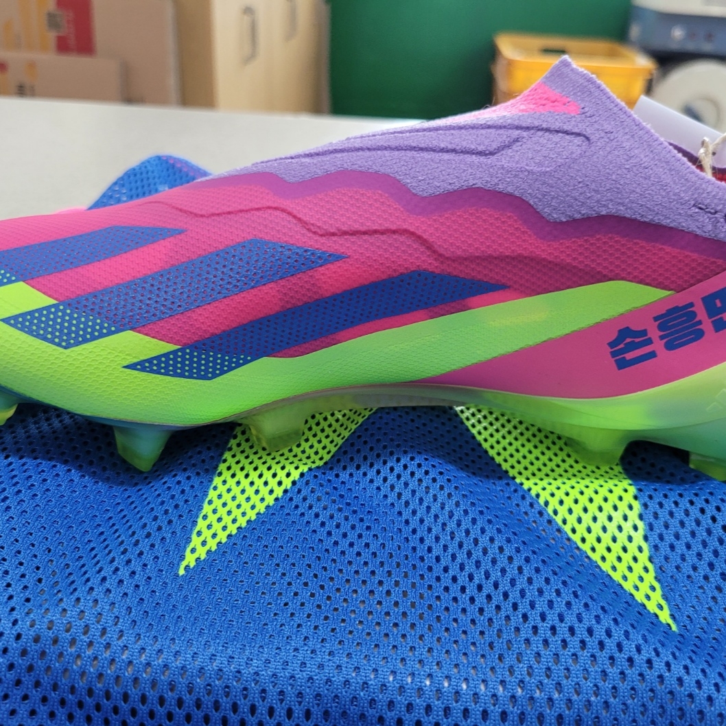 Adidas X Crazyfast HMS.1 Laceless FG Lucid Lemon Lucid Pink 착용 스타일 - 1