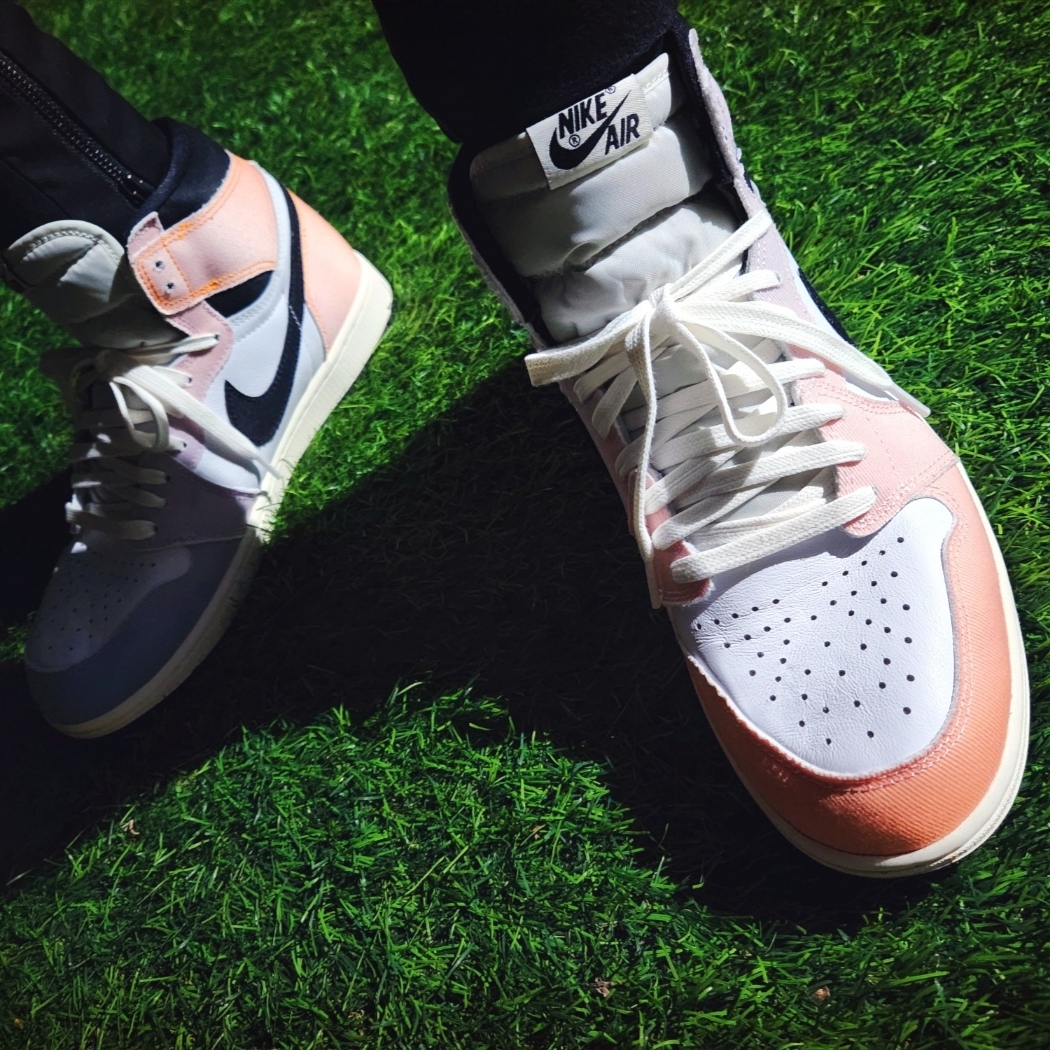Nike Heritage 86 Futura Washed Cap Light Marine, Jordan 1 Retro High OG Multi Color 착용 스타일 - 4