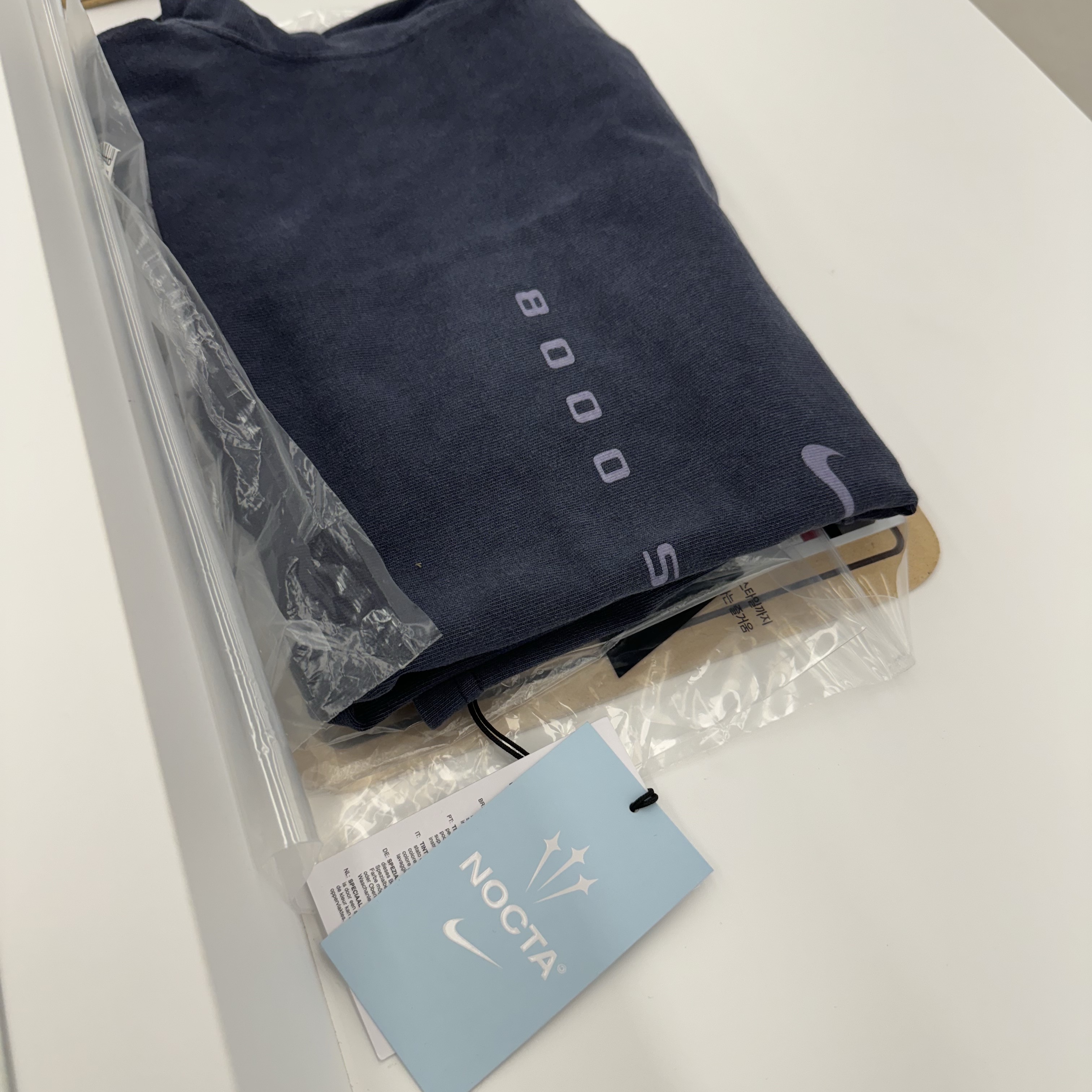 Nike x Drake Nocta 8K Peaks Long Sleeve Mock Dark Obsidian (FQ6556-451) 착용 스타일