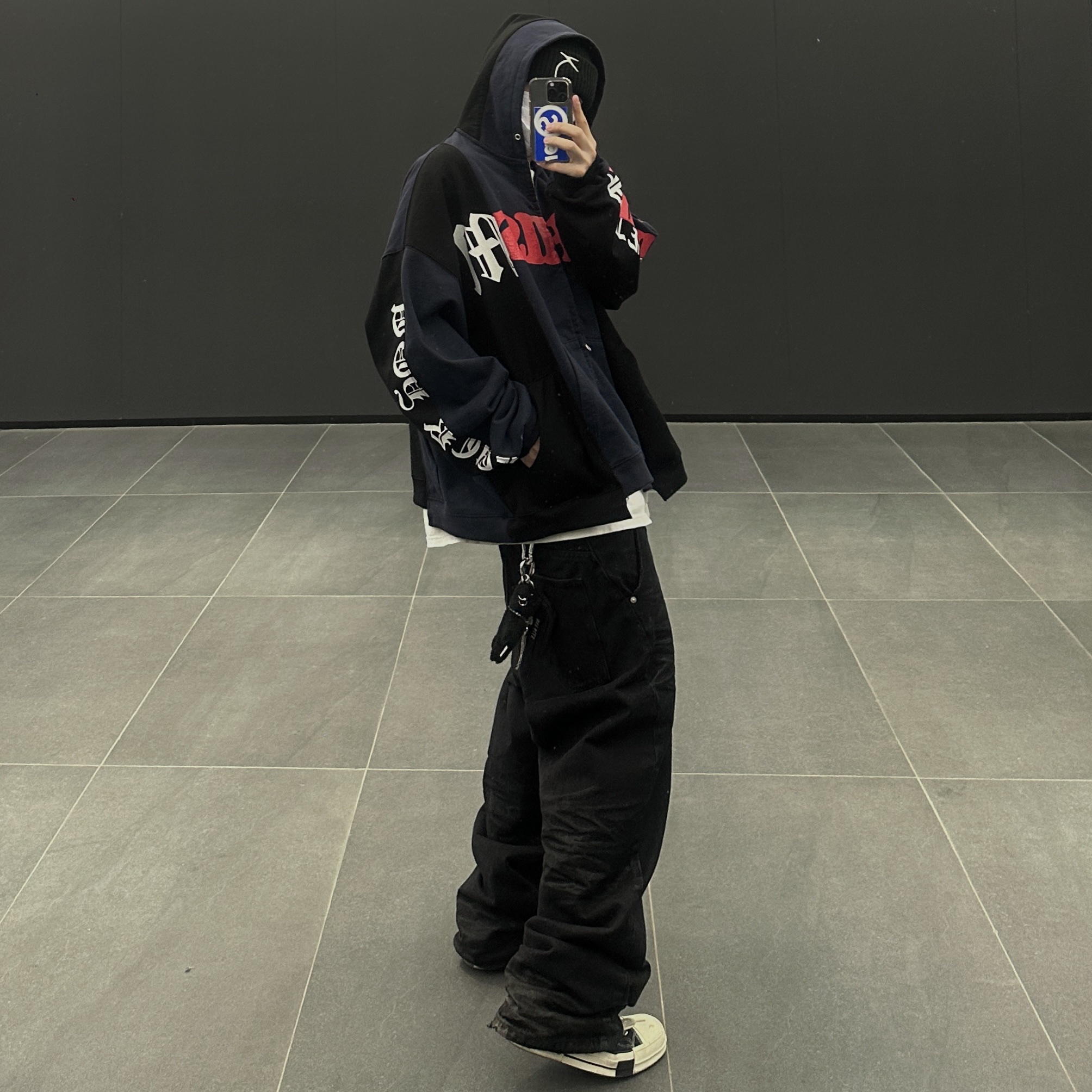 Converse x Drkshdw Drkstr Chuck 70 Ox Black, Human Made Military Card Case Black 착용 스타일 - 1