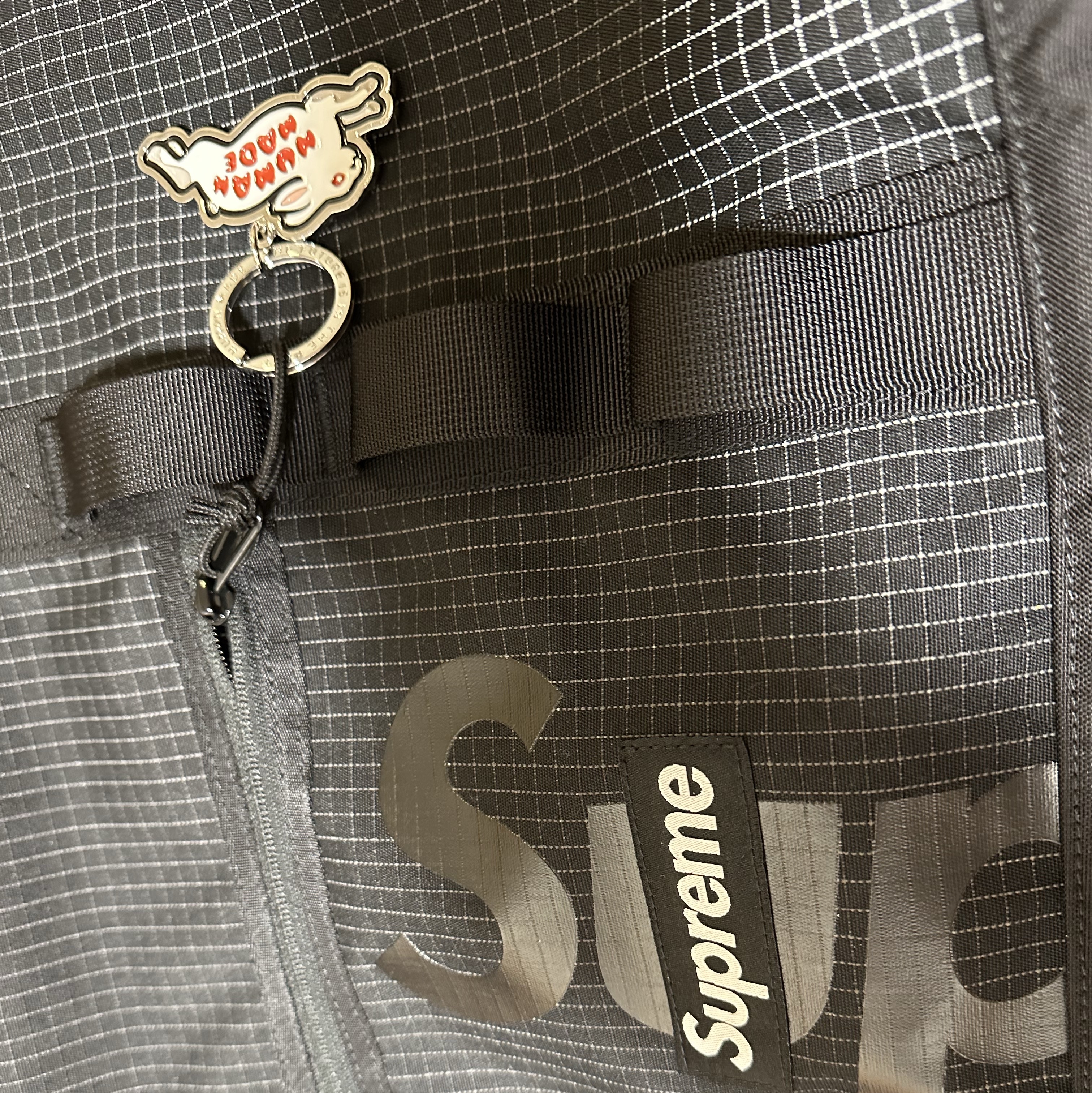 Supreme Tote Bag Black - 24SS 착용 스타일 - 2