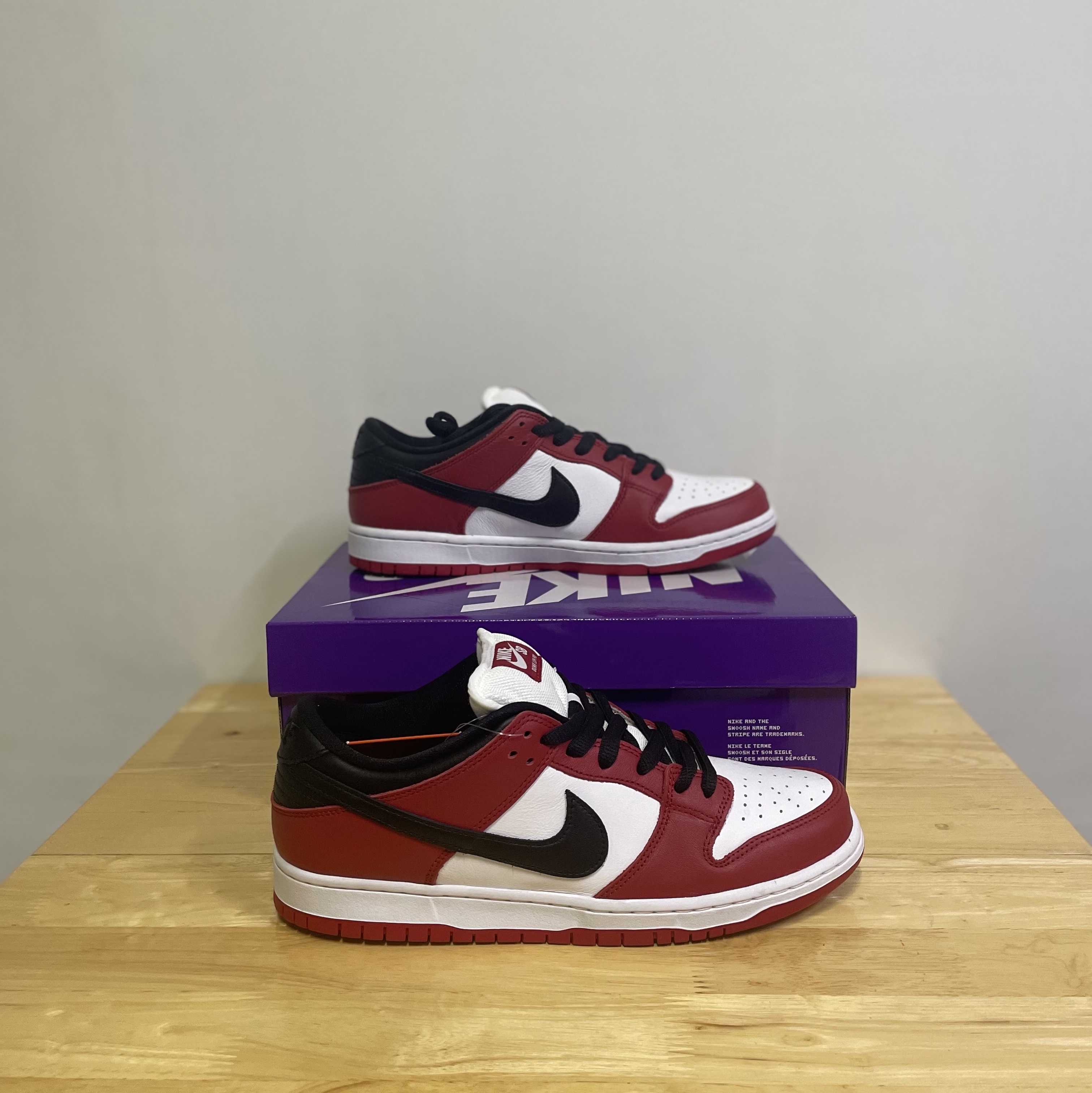 Nike SB Dunk Low Pro Chicago 착용 스타일 - 2
