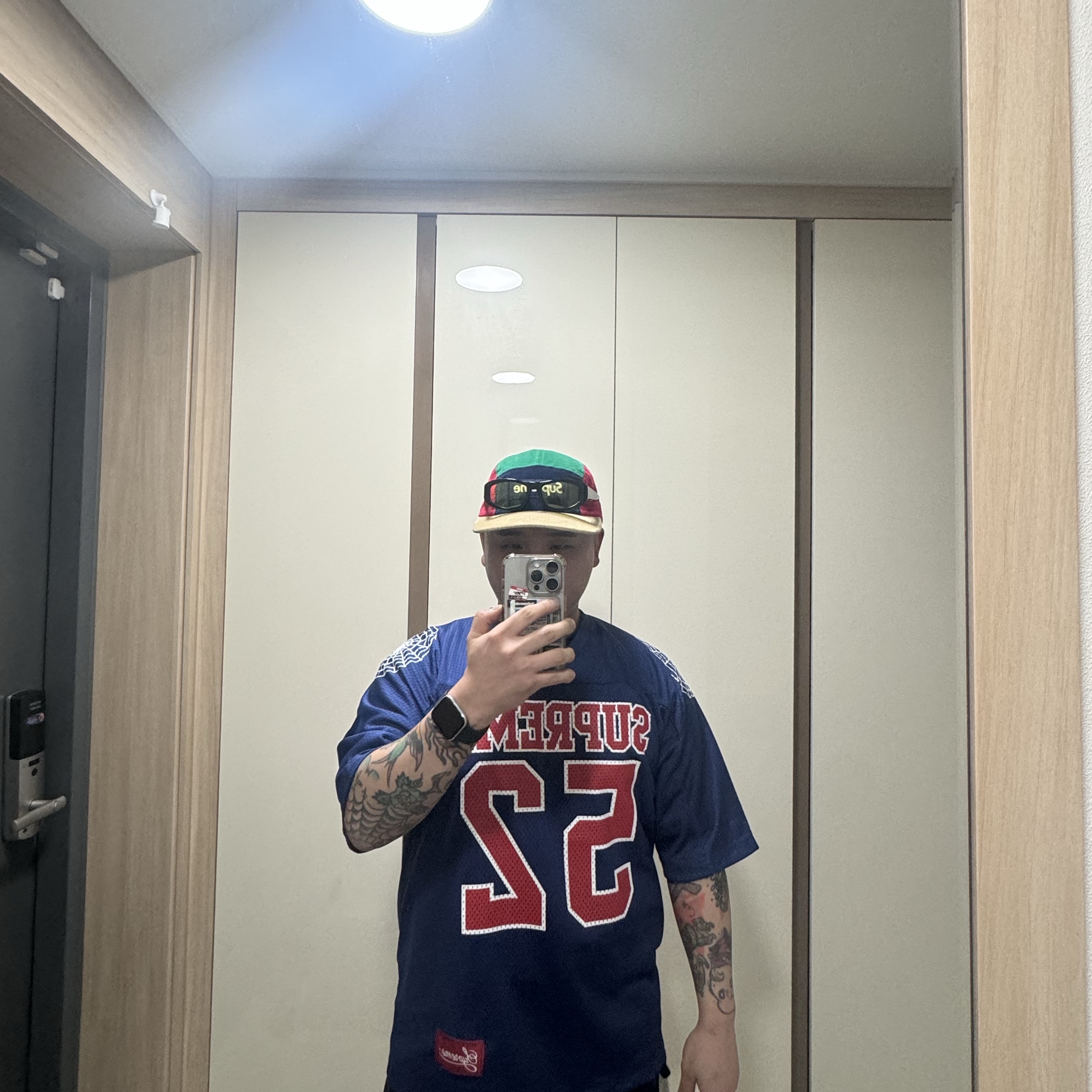 Supreme Spiderweb Football Jersey Navy - 24SS, Supreme Corduroy Camp Cap Multicolor - 23FW 착용 스타일