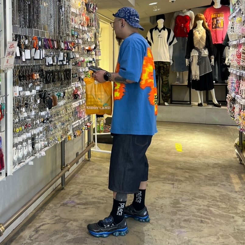 パンツ Supreme Rigid Baggy Short Selvedge 32 Supreme Rigid Baggy Selvedge Jean (FW23) - $178