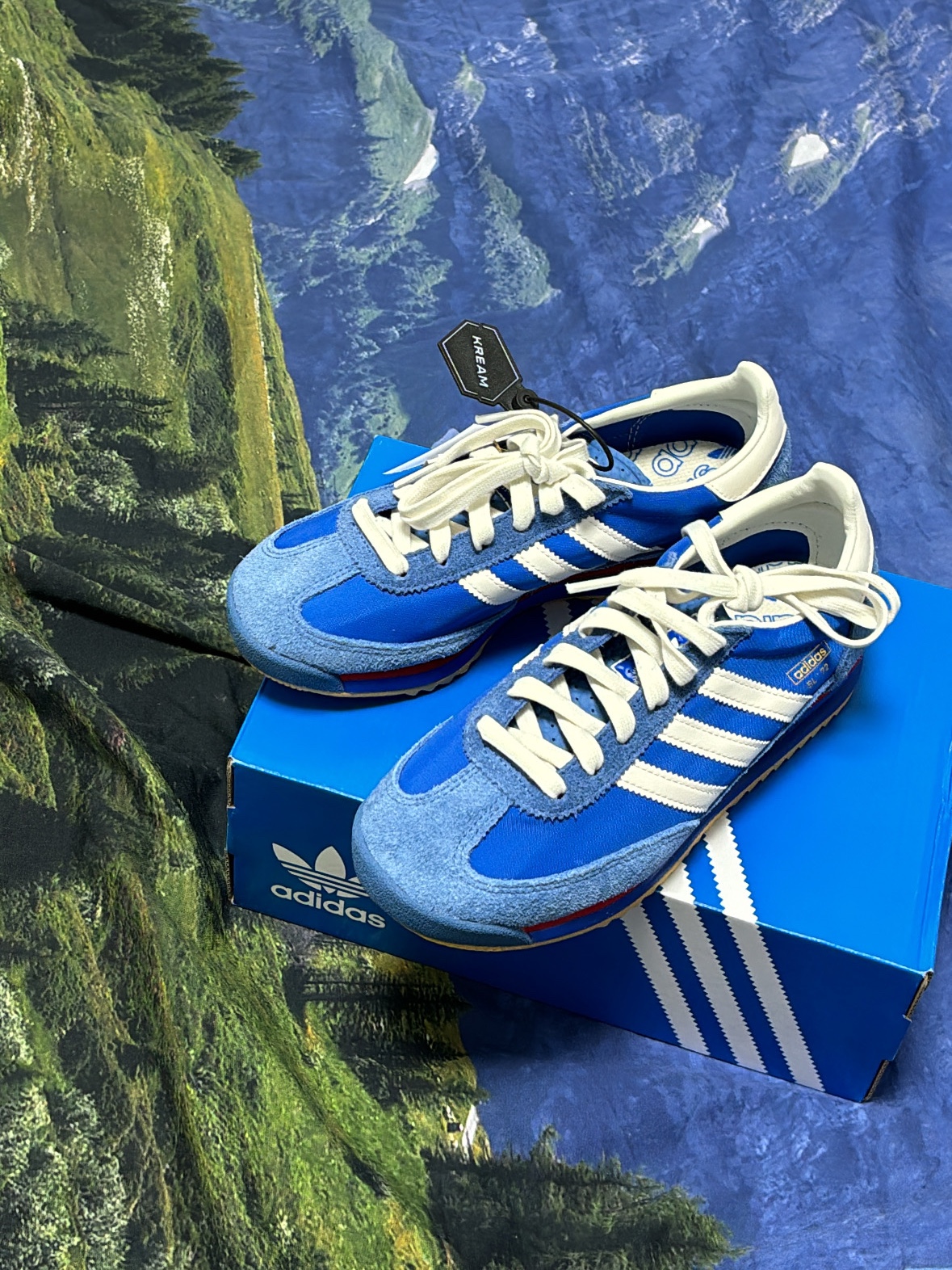 Adidas SL 72 RS Blue Core White 착용 스타일 - 1