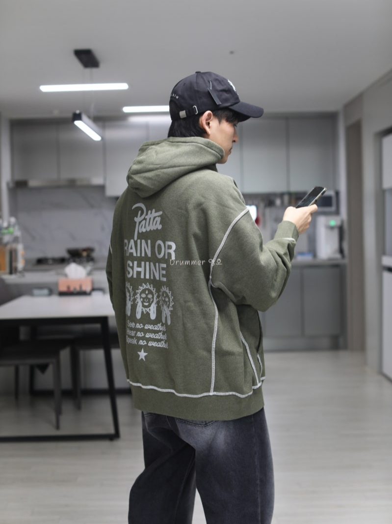 Converse x Patta Rain Or Shine Hooded Sweater Utility Green Heather 착용 스타일 - 1