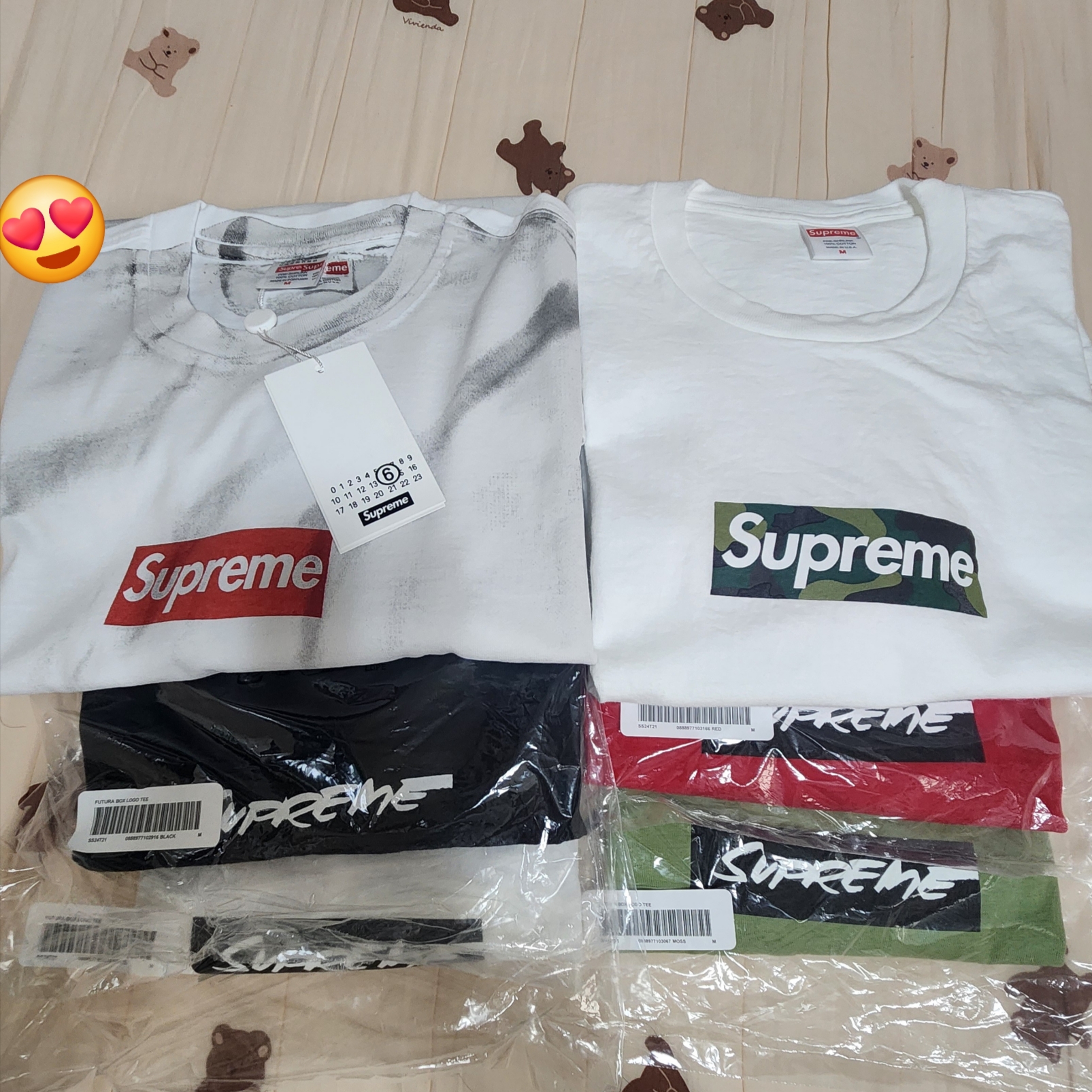 Supreme x MM6 Maison Margiela Box Logo T-Shirt White - 24SS, Supreme x MM6 Maison Margiela Painted Camp Cap White - 24SS 착용 스타일 - 1