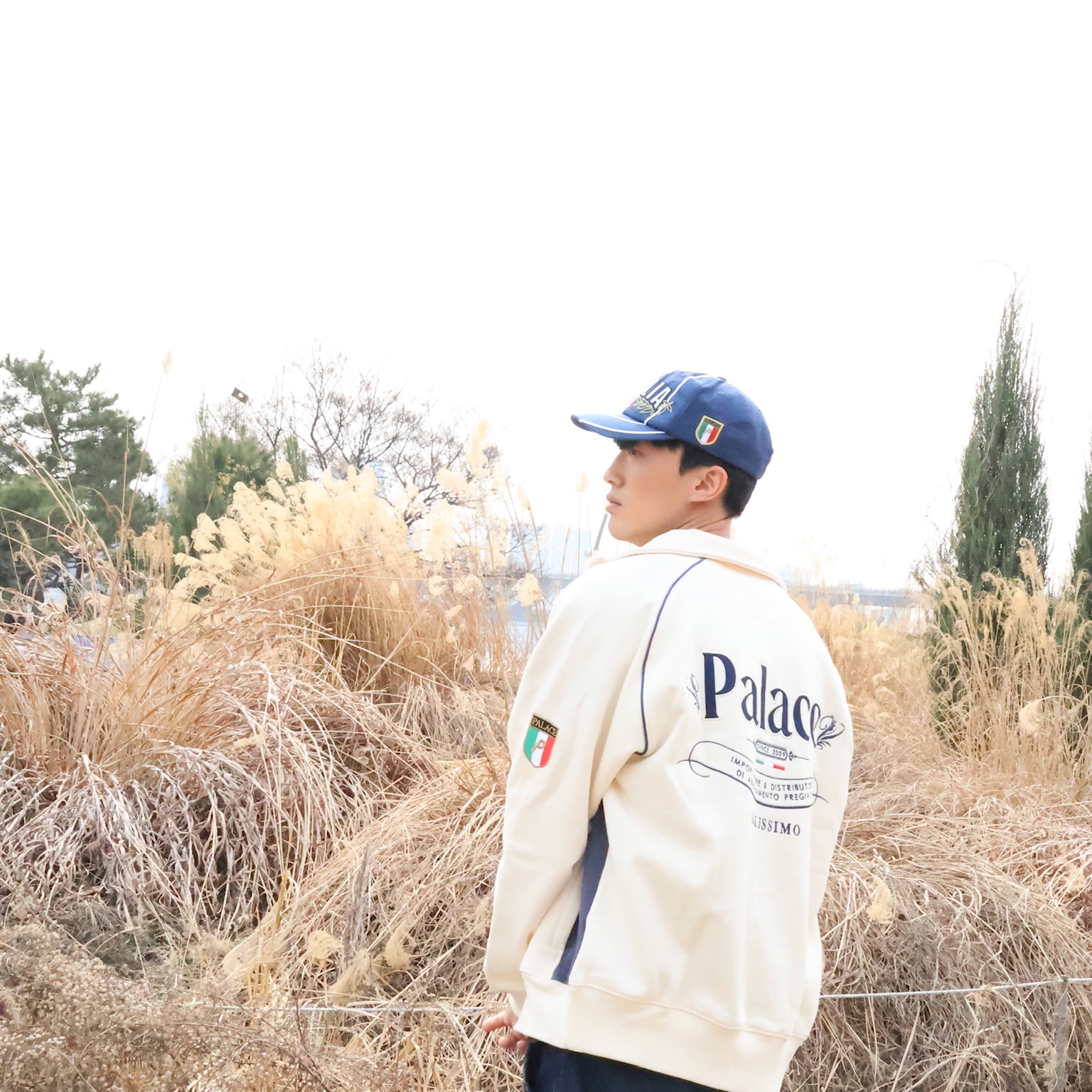 팔라스 이탈리아 집업 퍼넬 소프트 화이트 - 24SS | Palace | KREAM