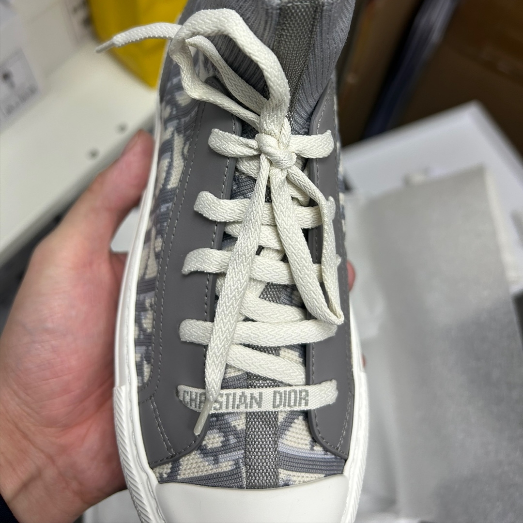 (W) Dior Walk'N'Dior Platform Sneakers Deep Blue Dior Oblique 착용 스타일 - 3