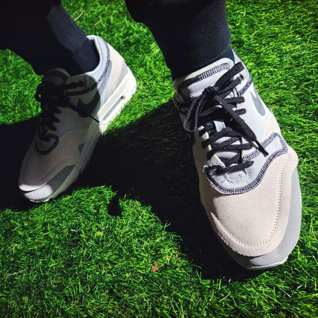 Nike Heritage 86 Futura Washed Cap Particle Grey, Nike Air Max 1 Inside Out Phantom Black 착용 스타일 - 4
