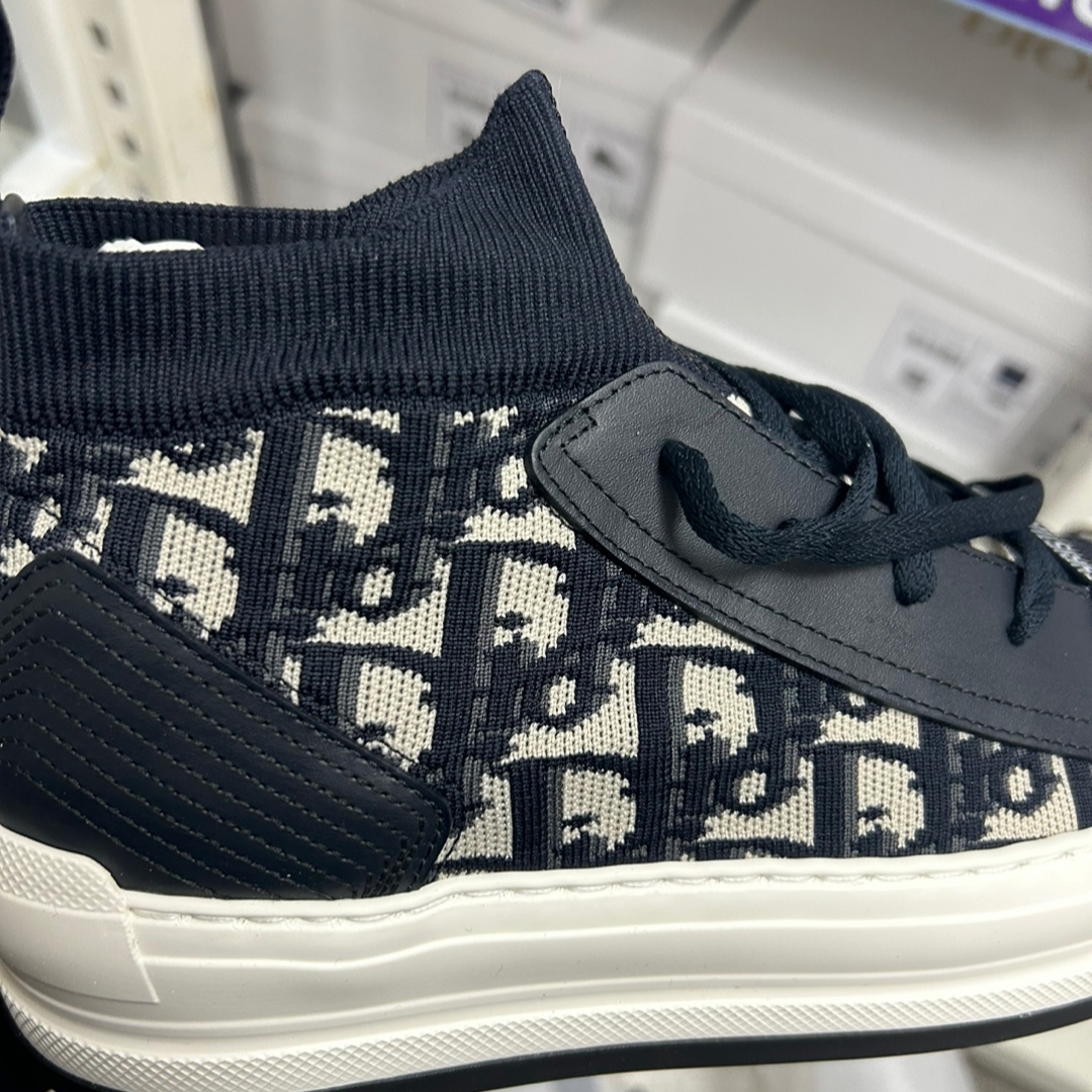 (W) Dior Walk'N'Dior Platform Sneakers Deep Blue Dior Oblique 착용 스타일 - 2