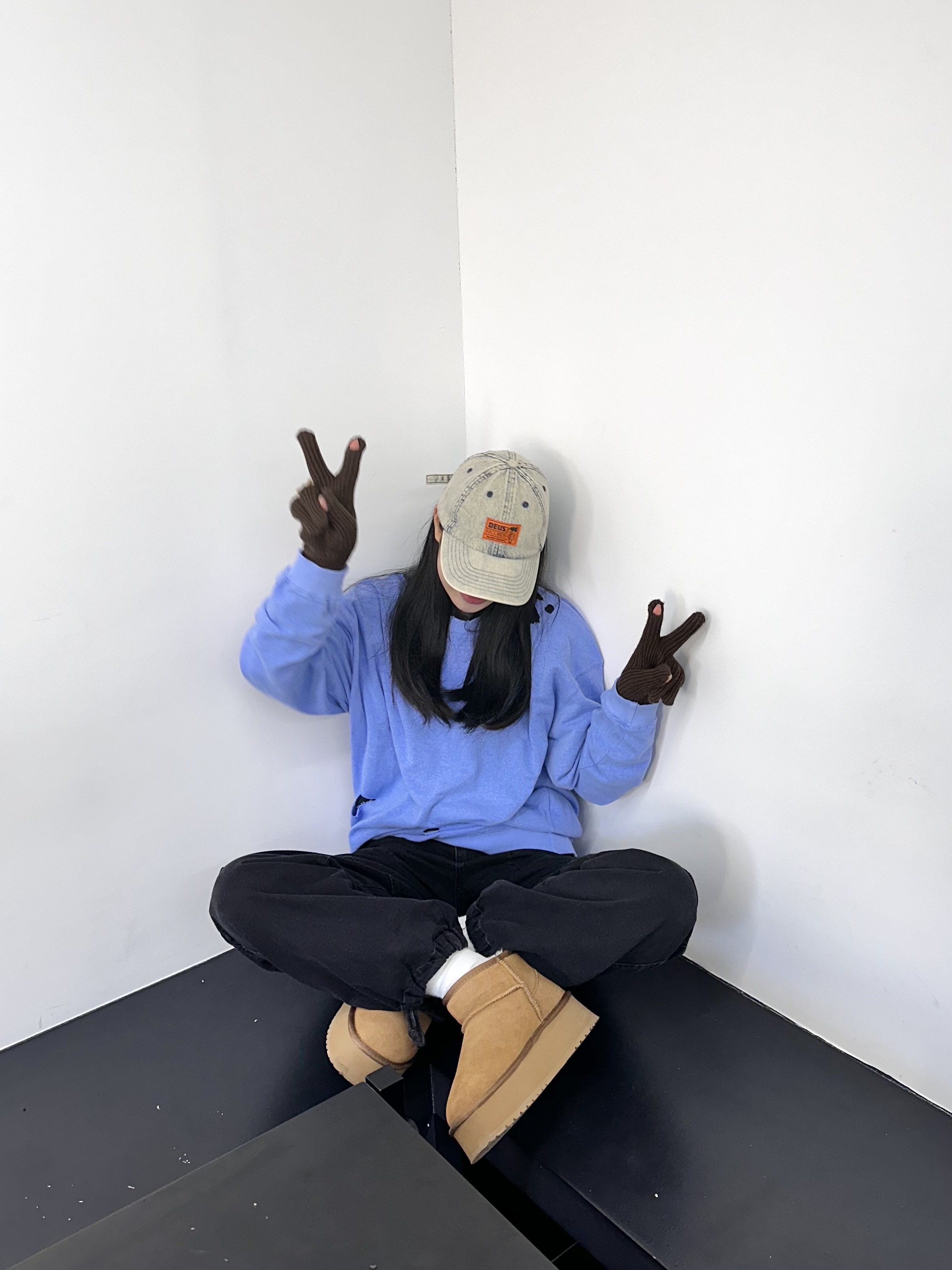 (W) Rockfishweatherwear Cloudy Maxi Winter Mini Boots Chestnut, Deus Ex Machina Ortiz Denim Cap Light Blue 착용 스타일 - 4